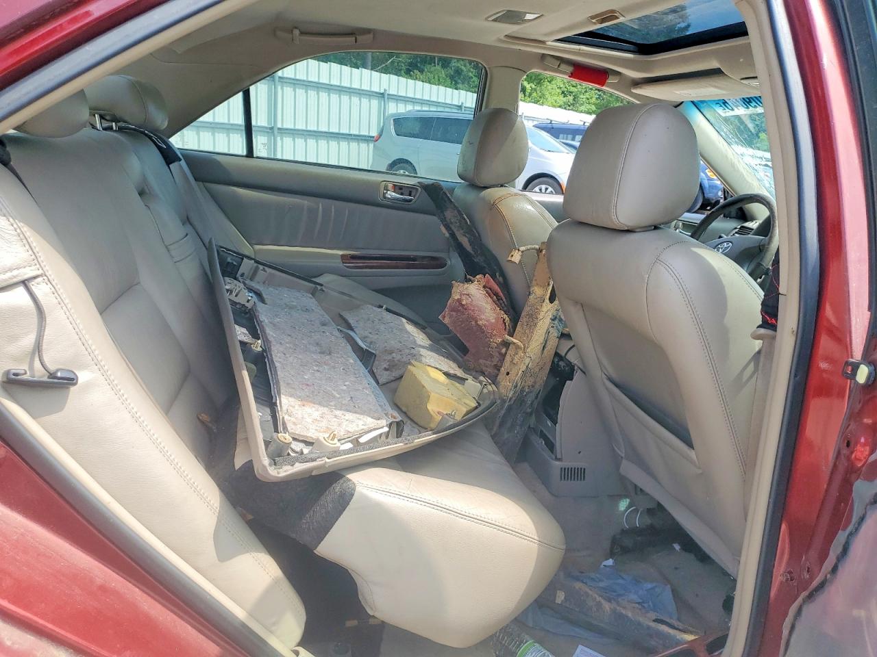 2002 Toyota Camry Xle V6 Burgundy vin: 4T1BF32KX2U025518