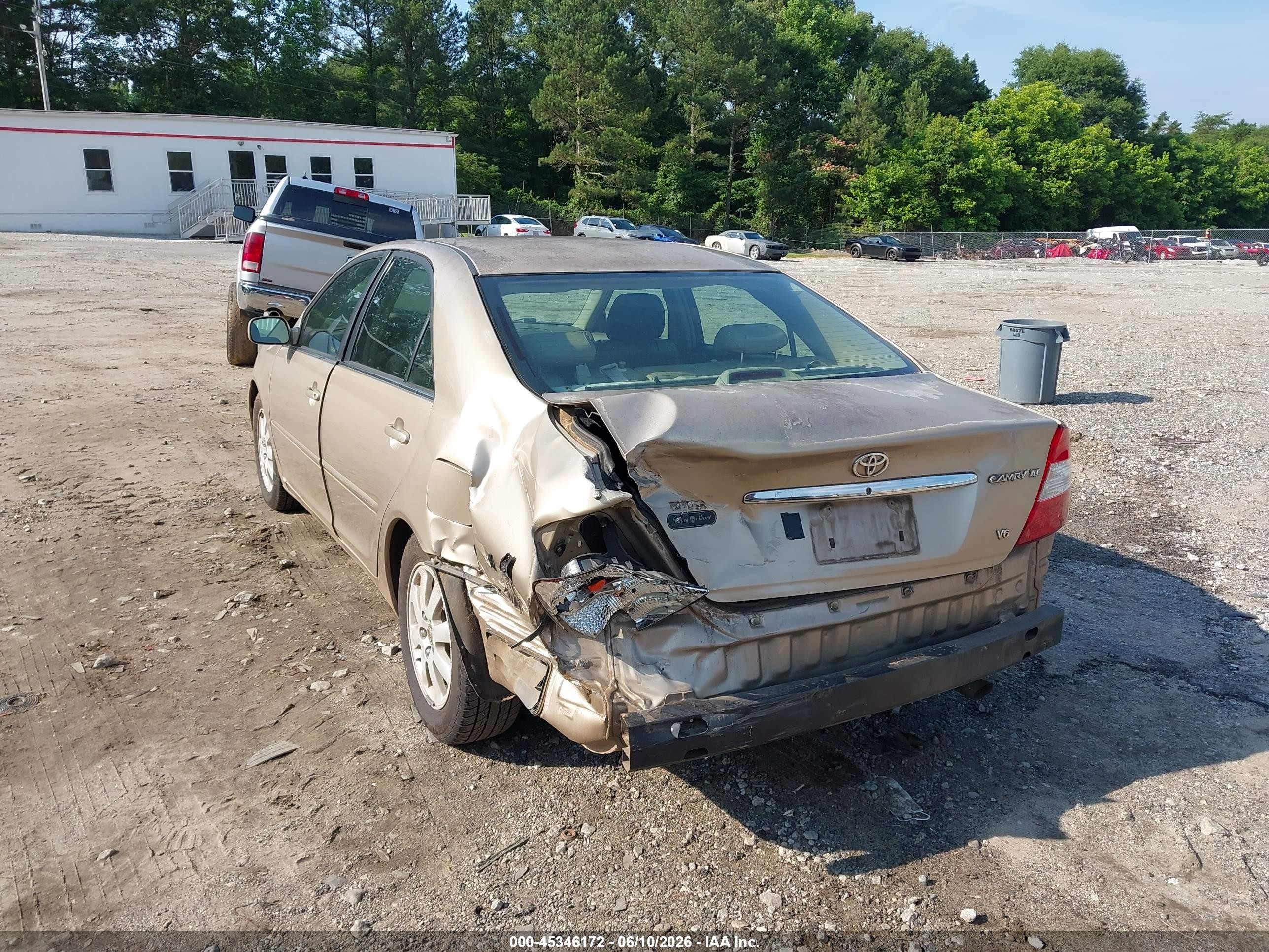 2002 Toyota Camry Xle Champagne vin: 4T1BF32KX2U034302