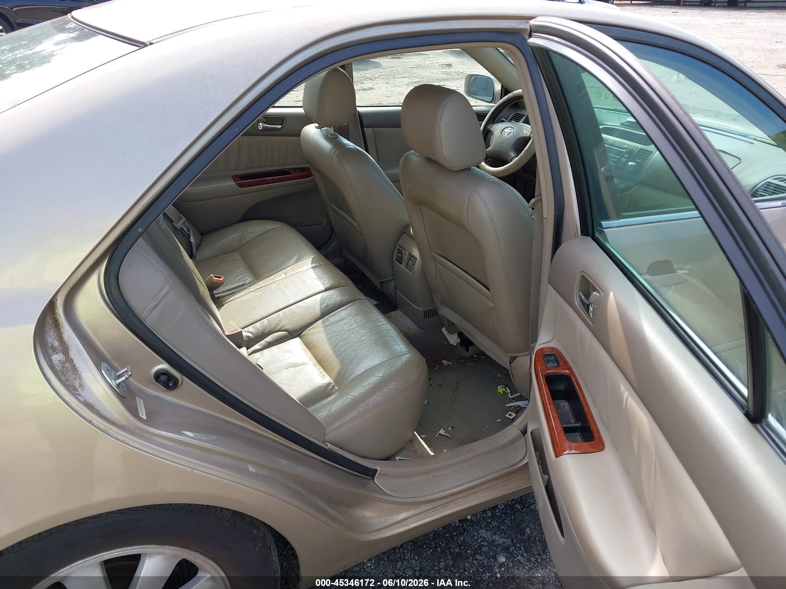 2002 Toyota Camry Xle Champagne vin: 4T1BF32KX2U034302