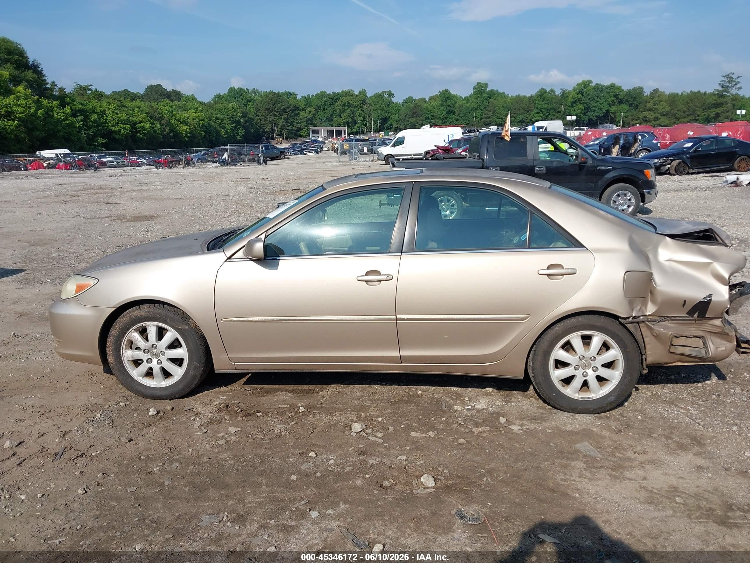 2002 Toyota Camry Xle Champagne vin: 4T1BF32KX2U034302