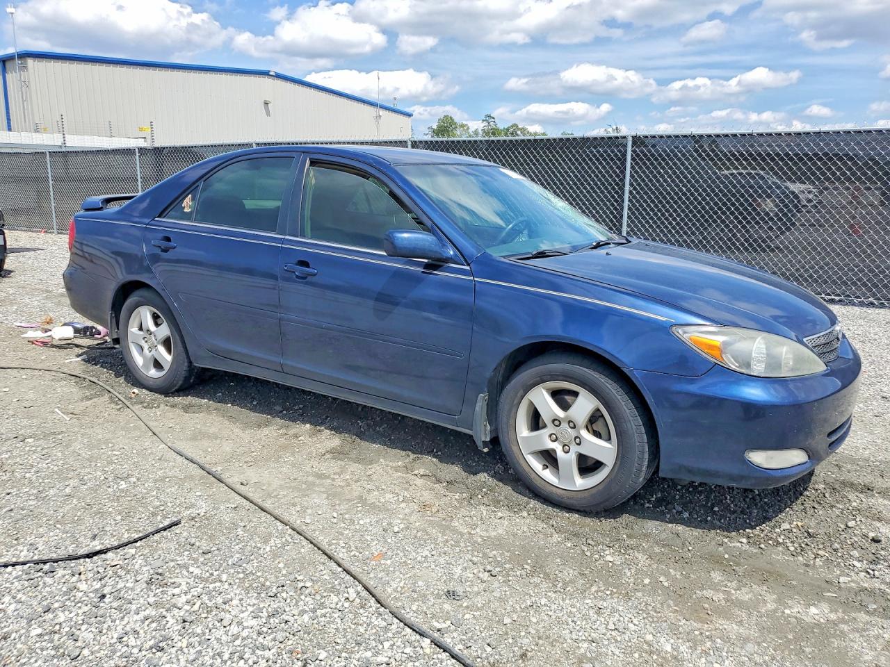 2002 Toyota Camry Se V6 Blue vin: 4T1BF32KX2U538414