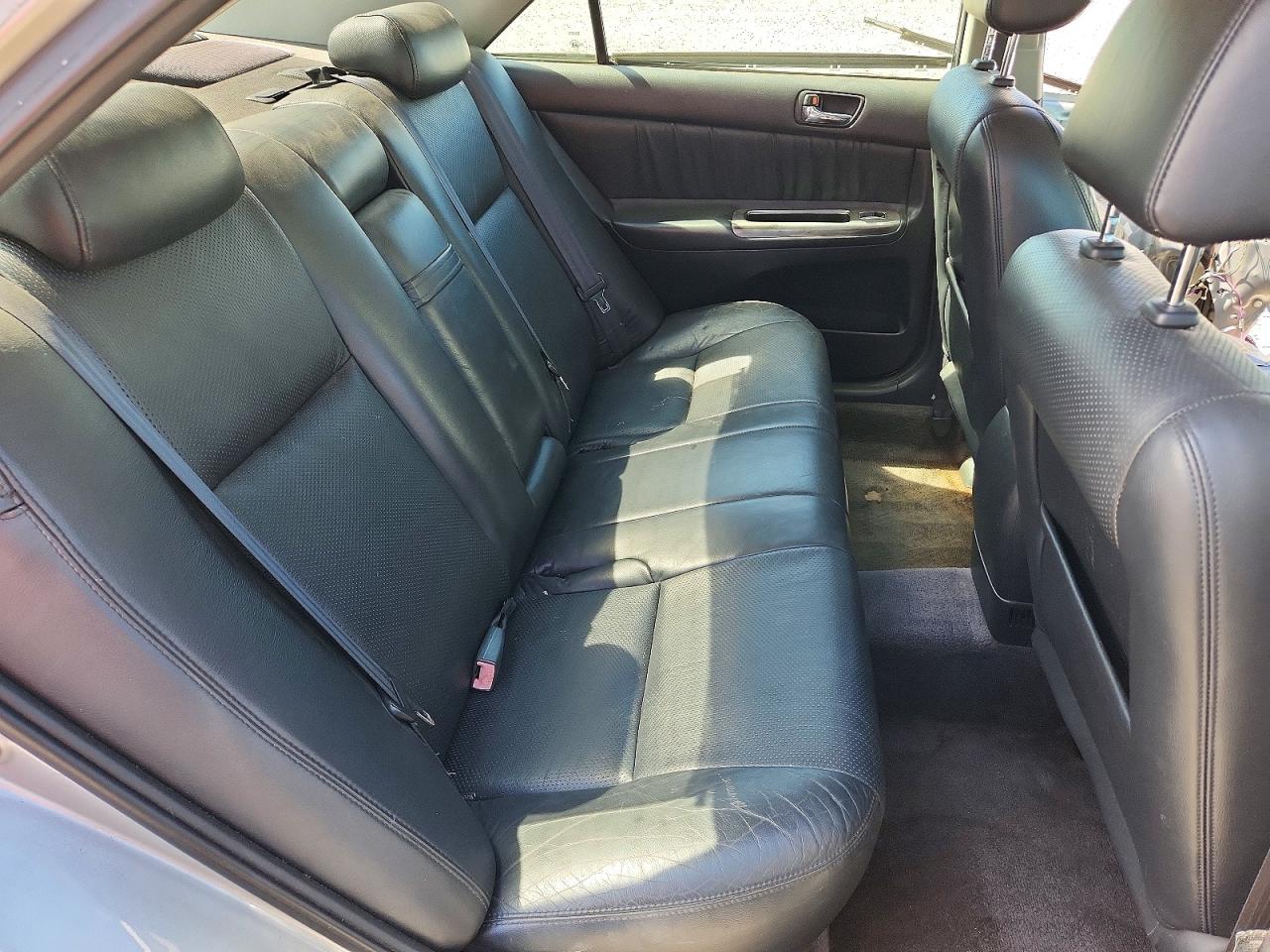 2003 Toyota Camry Se V6 Silver vin: 4T1BF32KX3U037508