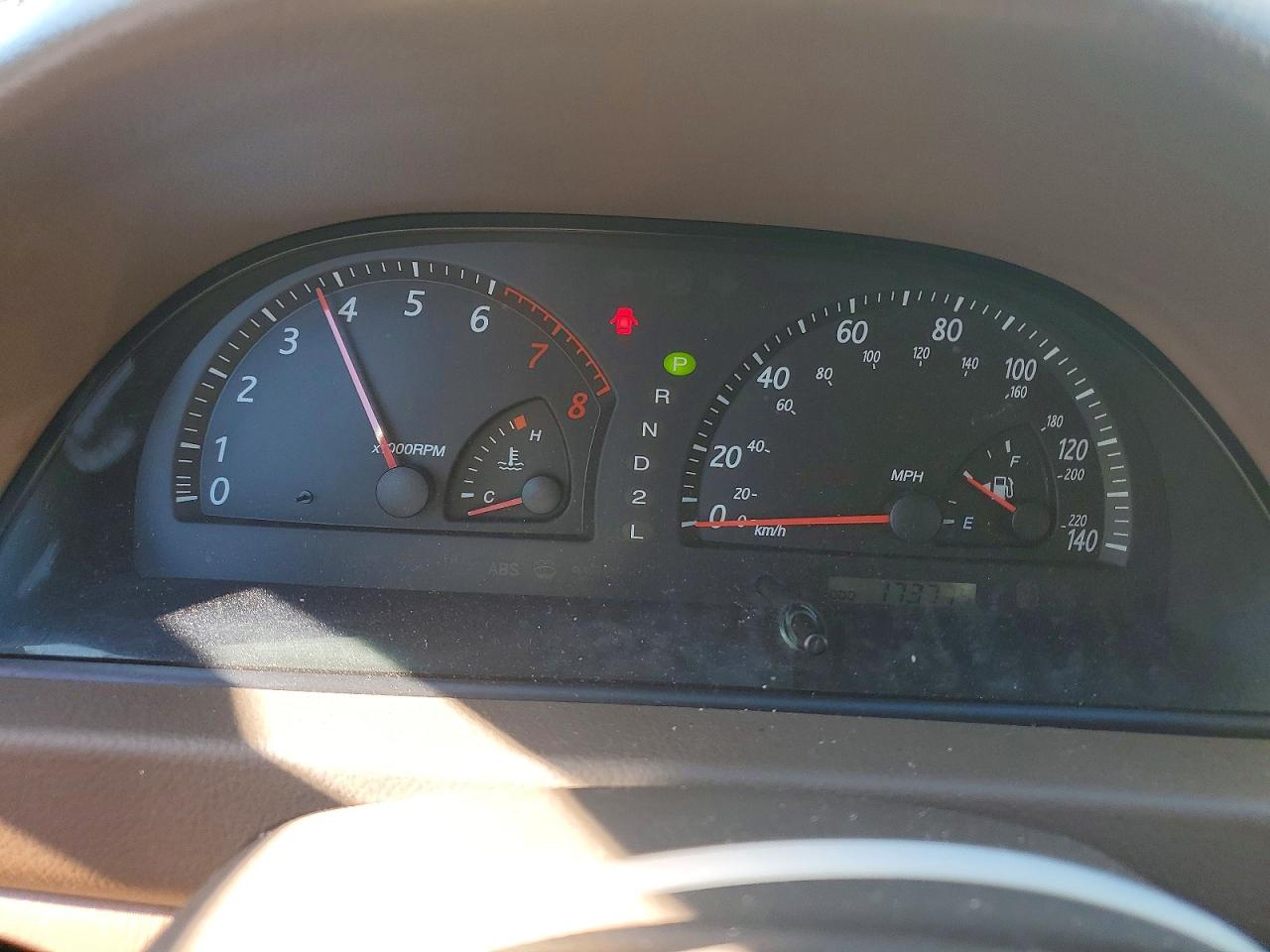 2003 Toyota Camry Tan vin: 4T1BF32KX3U037668