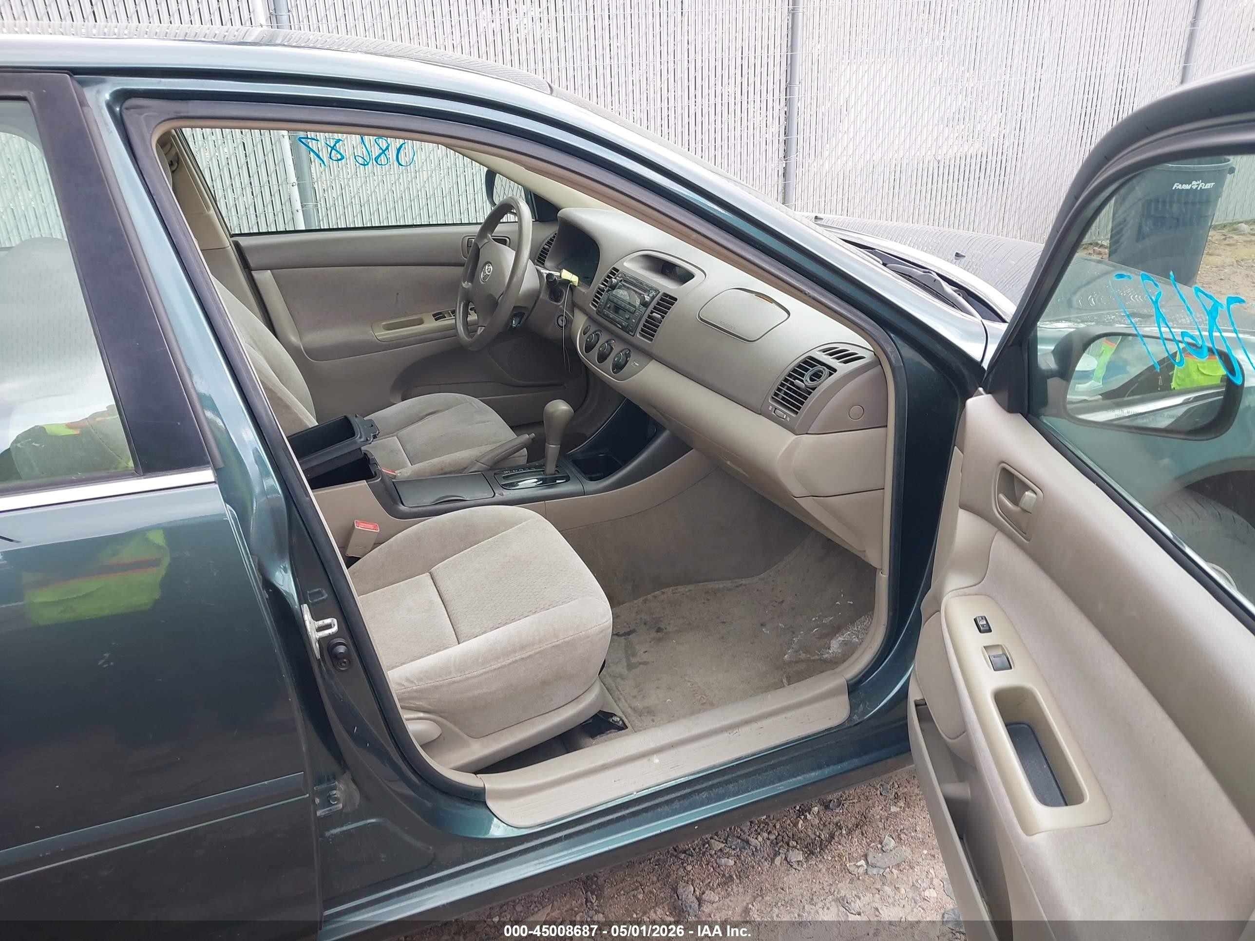 2003 Toyota Camry Le V6 Green vin: 4T1BF32KX3U543856