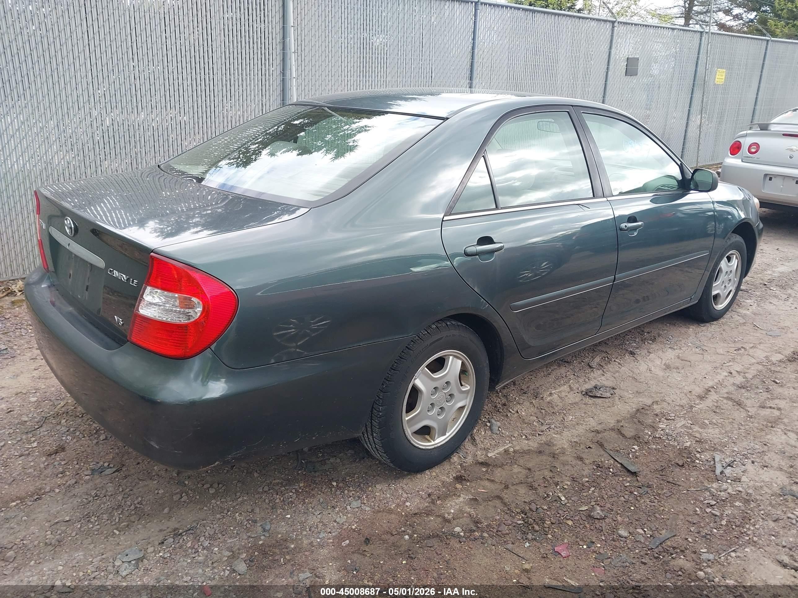 2003 Toyota Camry Le V6 Green vin: 4T1BF32KX3U543856