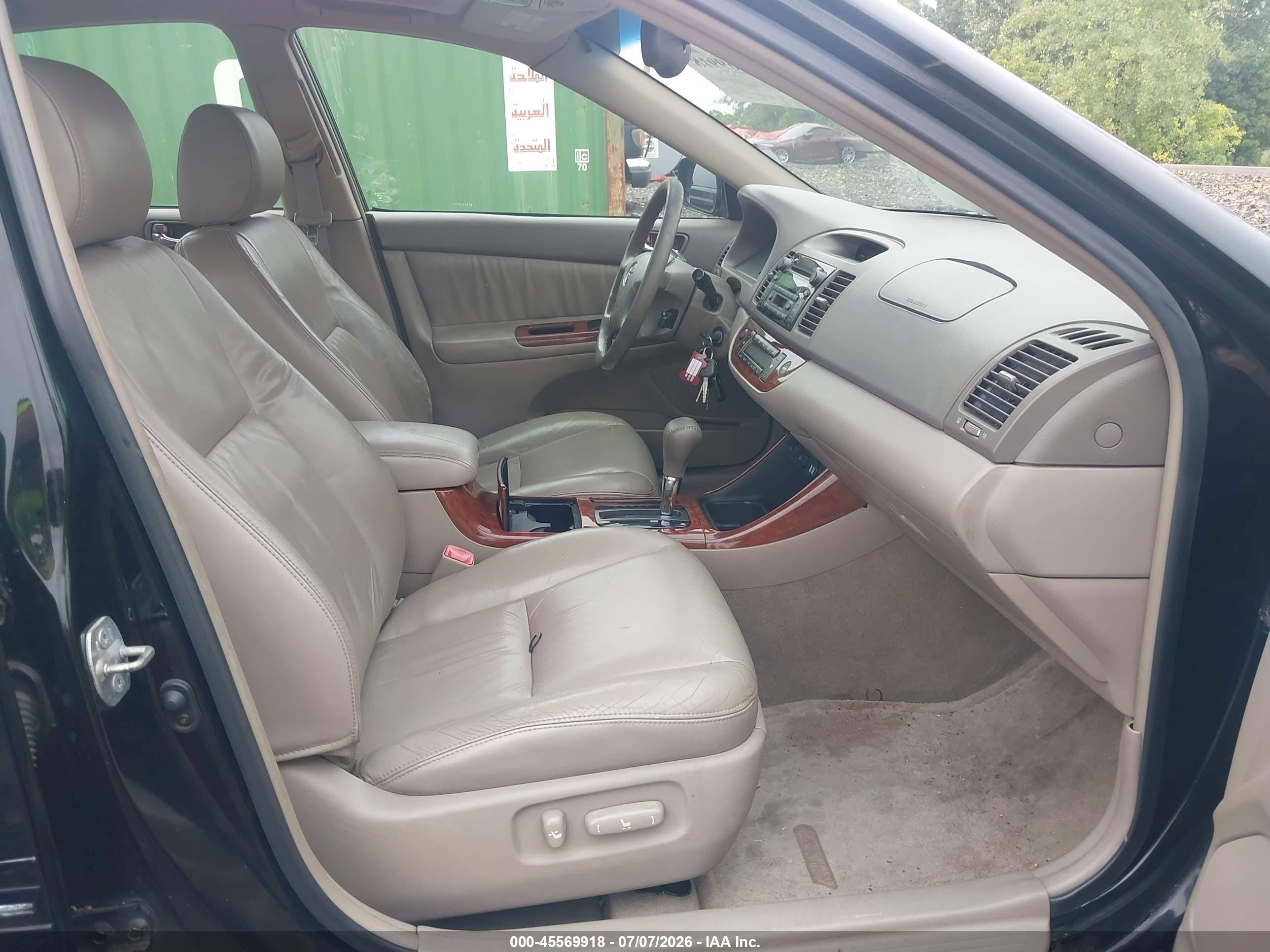 2004 Toyota Camry Xle V6 Black vin: 4T1BF32KX4U070753