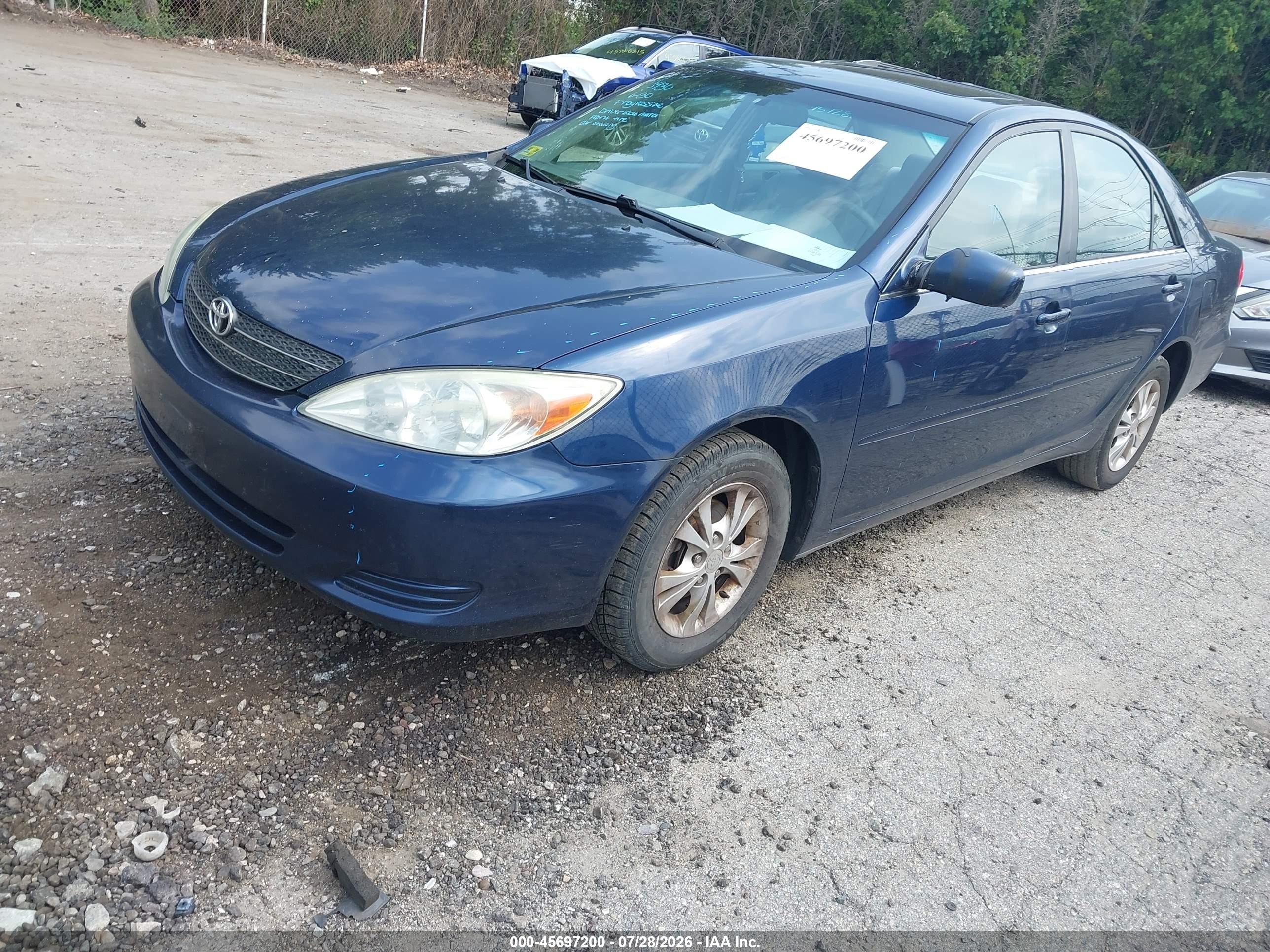 2004 Toyota Camry Le V6 Blue vin: 4T1BF32KX4U078366