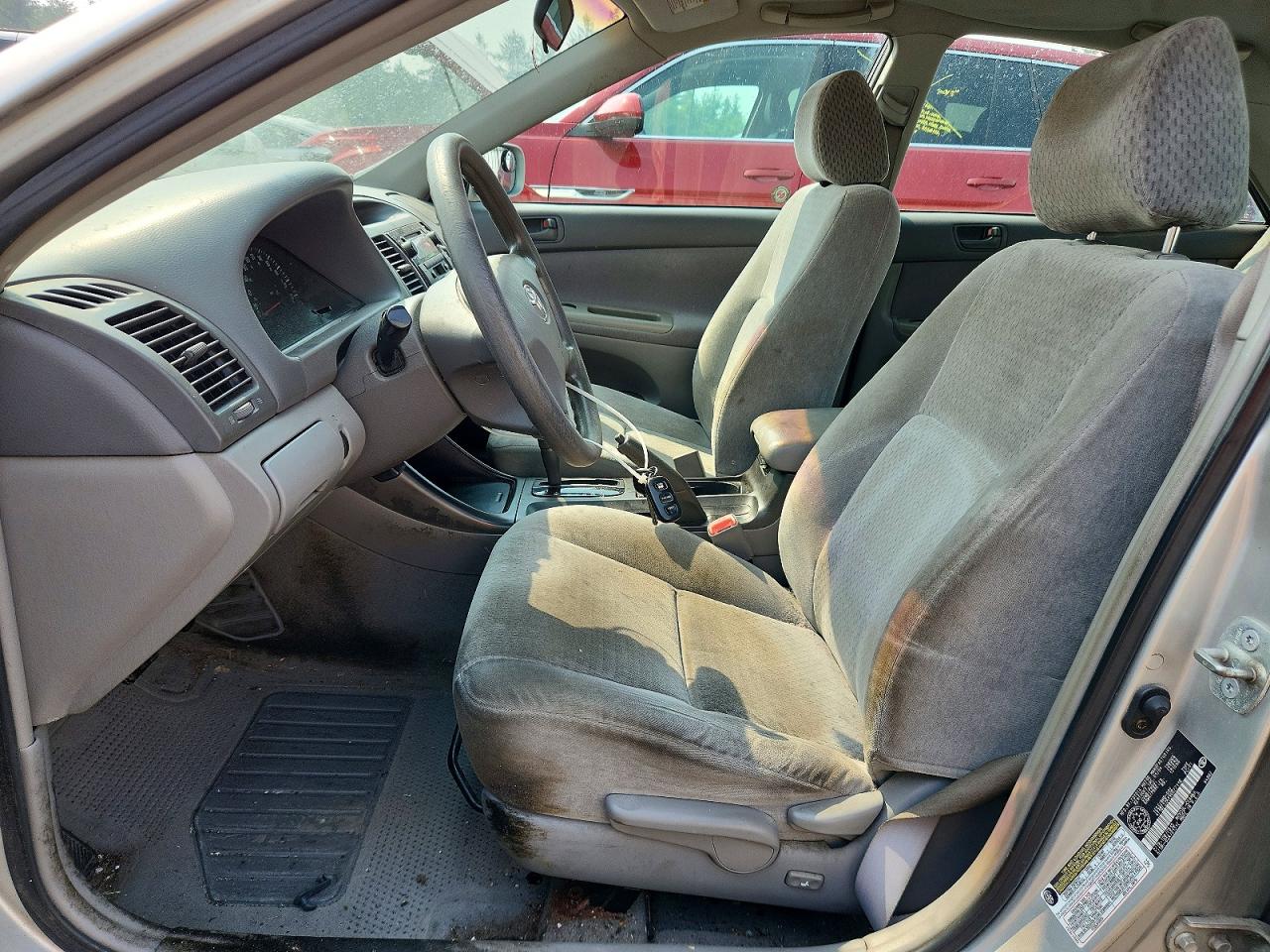 2004 Toyota Camry Le V6 Gray vin: 4T1BF32KX4U577118