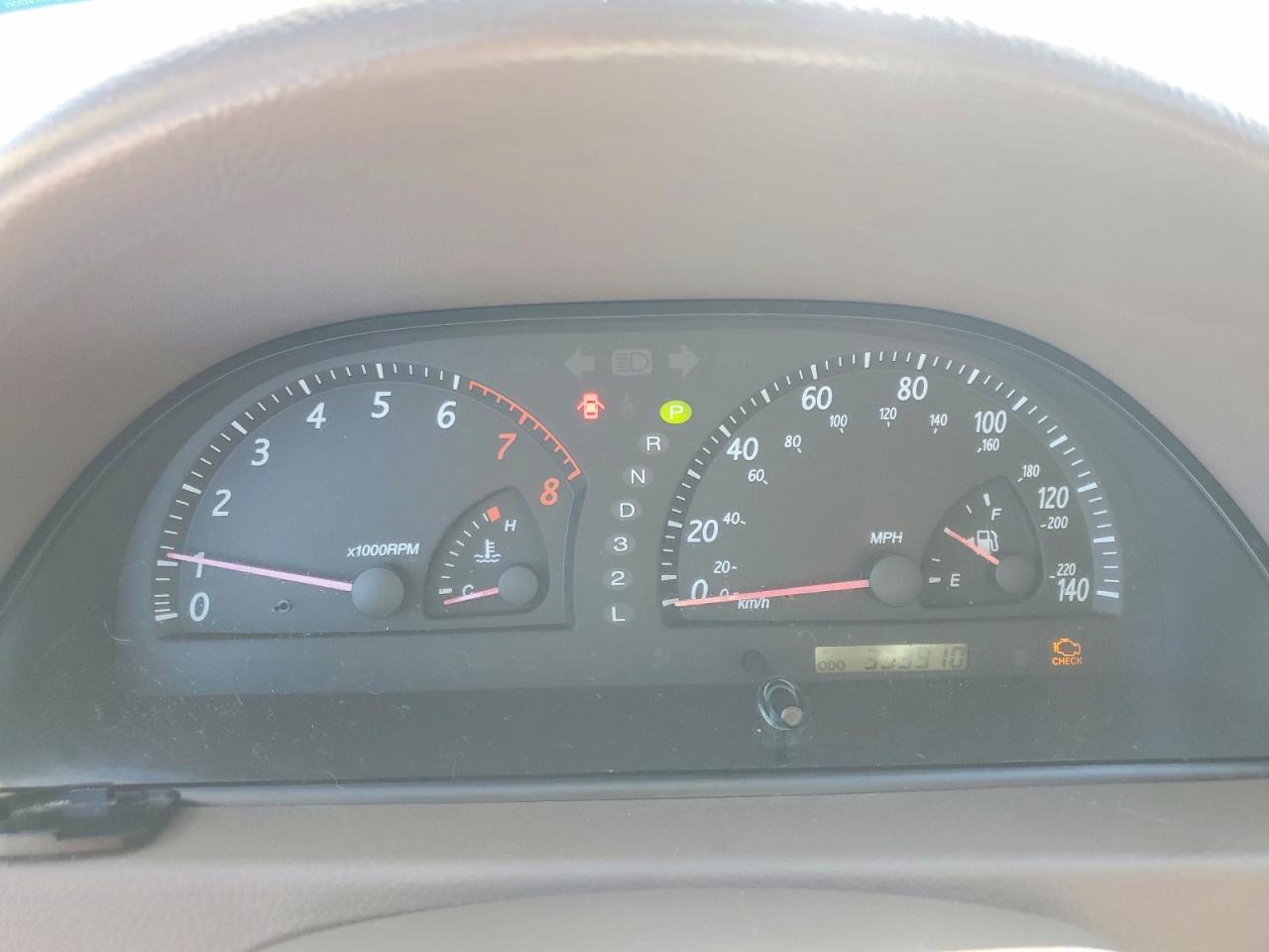 2004 Toyota Camry Серебряный vin: 4T1BF32KX4U579841