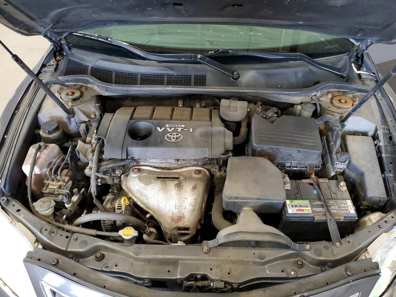 2010 Toyota Camry Le Gray vin: 4T1BF3EK0AU021682