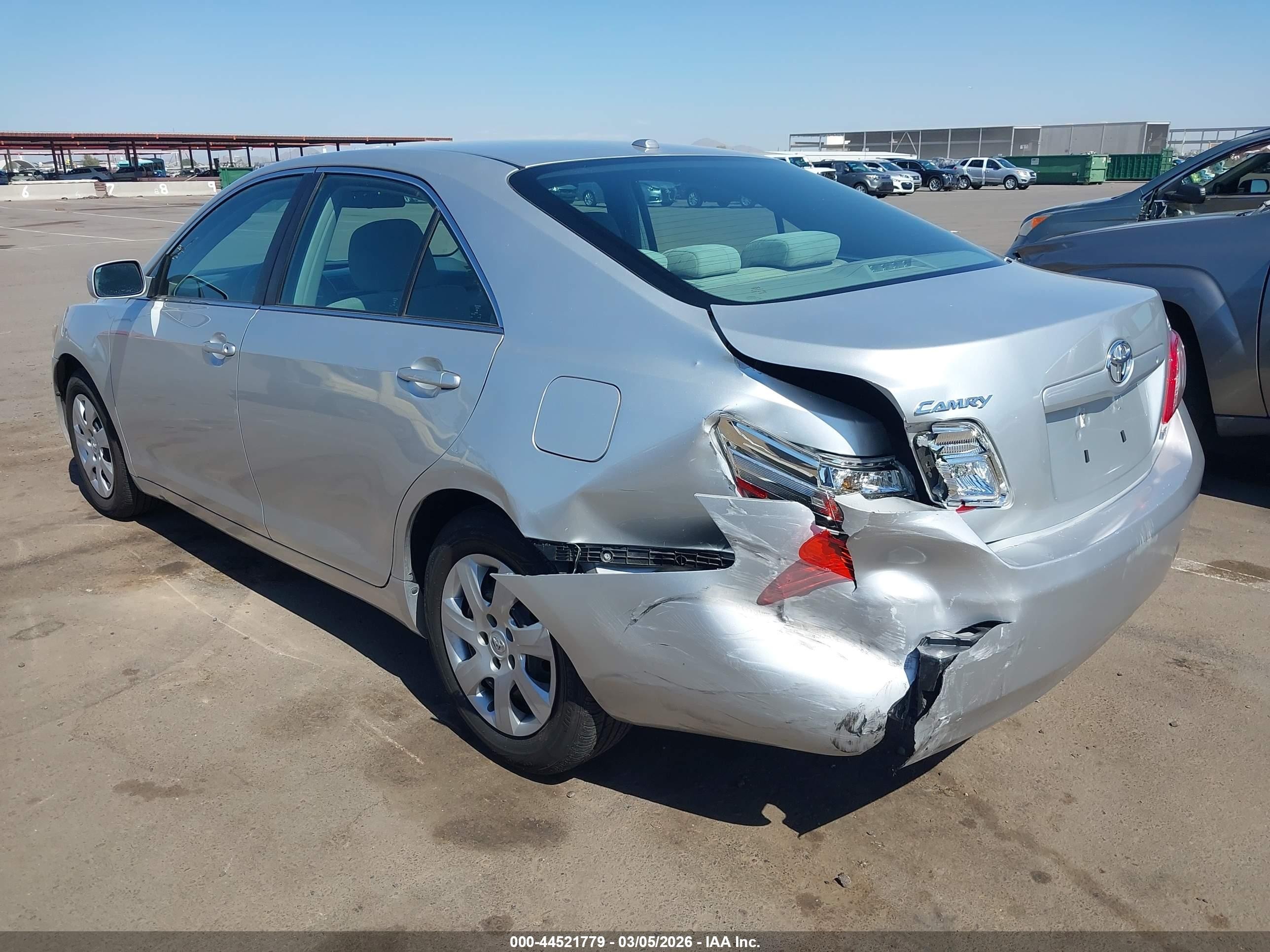 2010 Toyota Camry Le Silver vin: 4T1BF3EK0AU023500