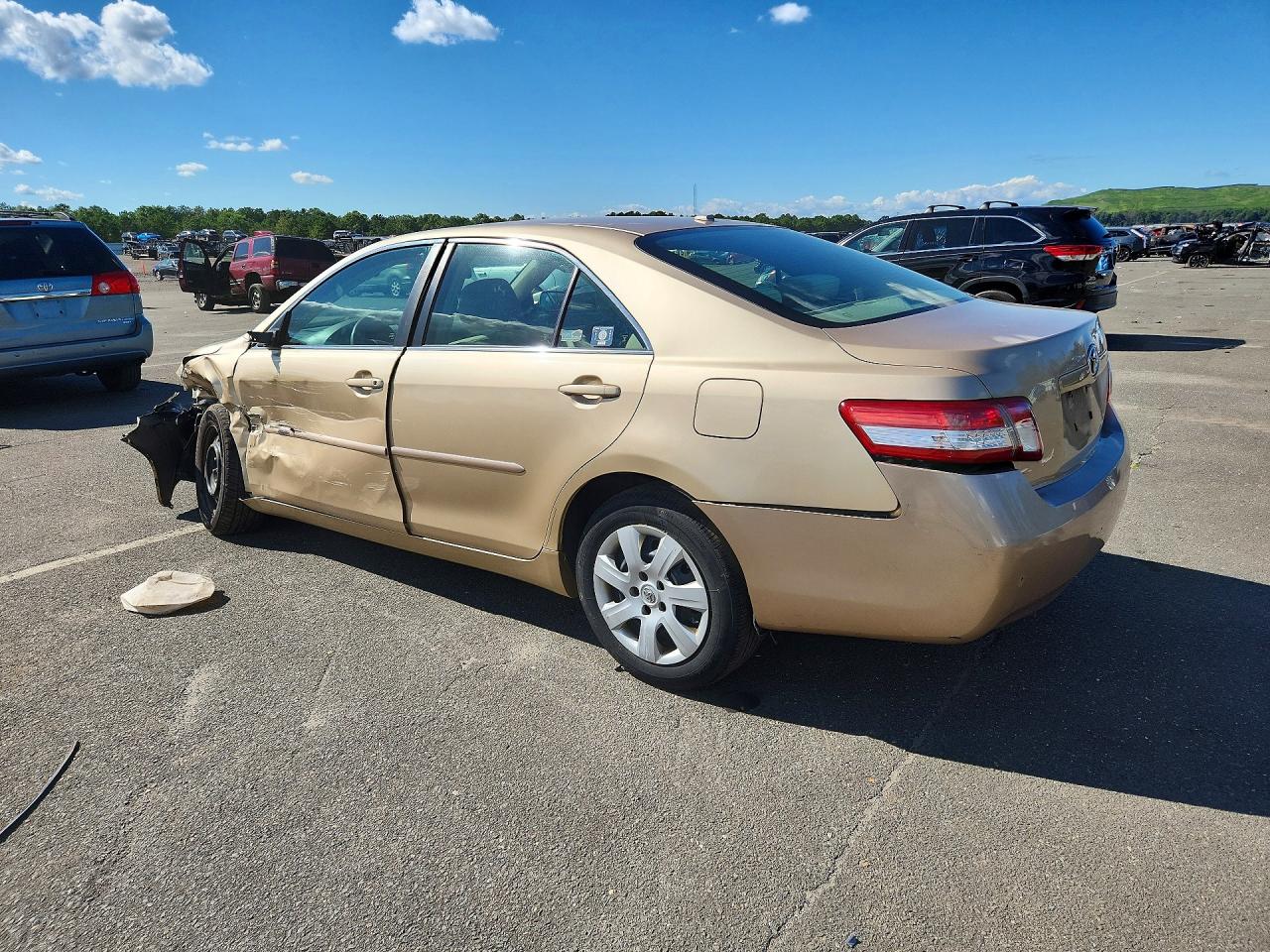2010 Toyota Camry Le Beige vin: 4T1BF3EK0AU054486