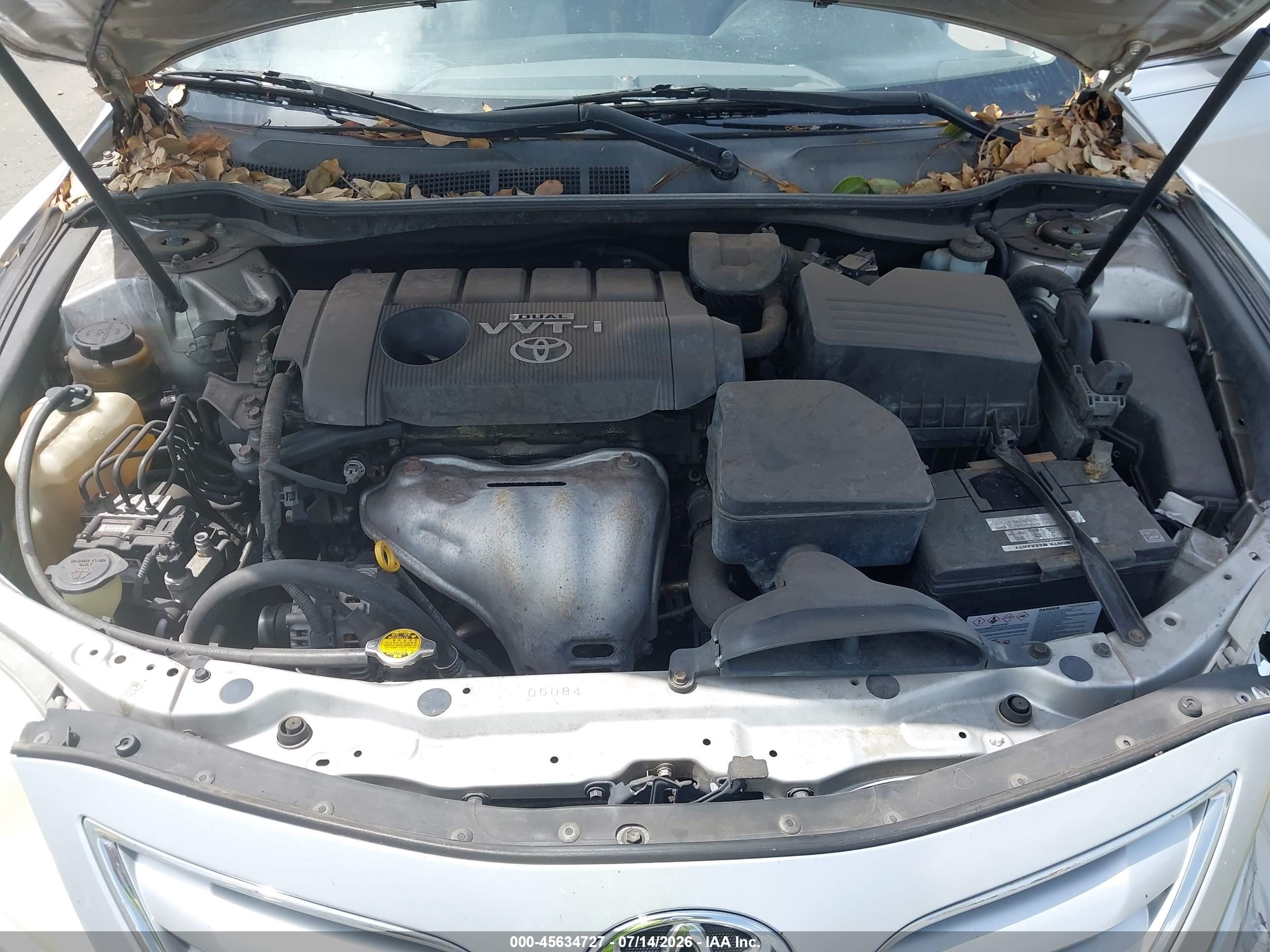 2010 Toyota Camry Le Silver vin: 4T1BF3EK0AU055346