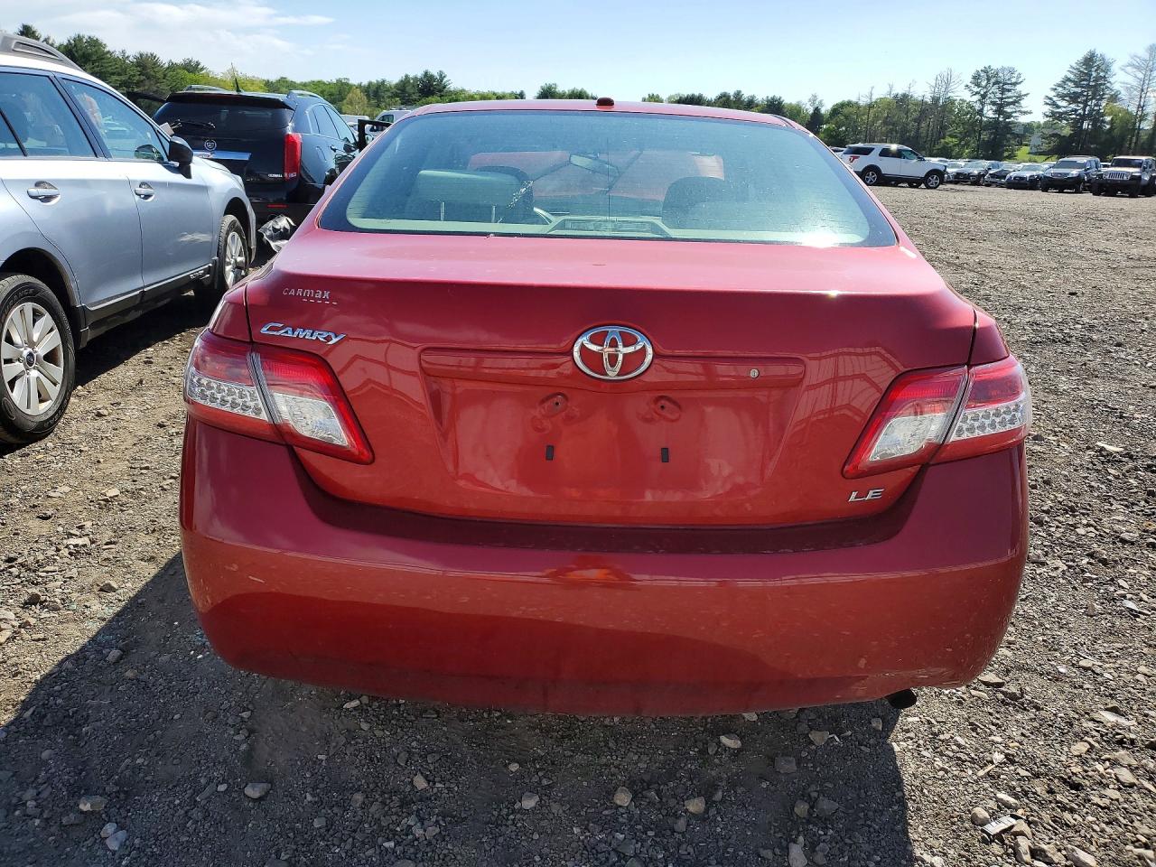 2010 Toyota Camry Le Red vin: 4T1BF3EK0AU071224