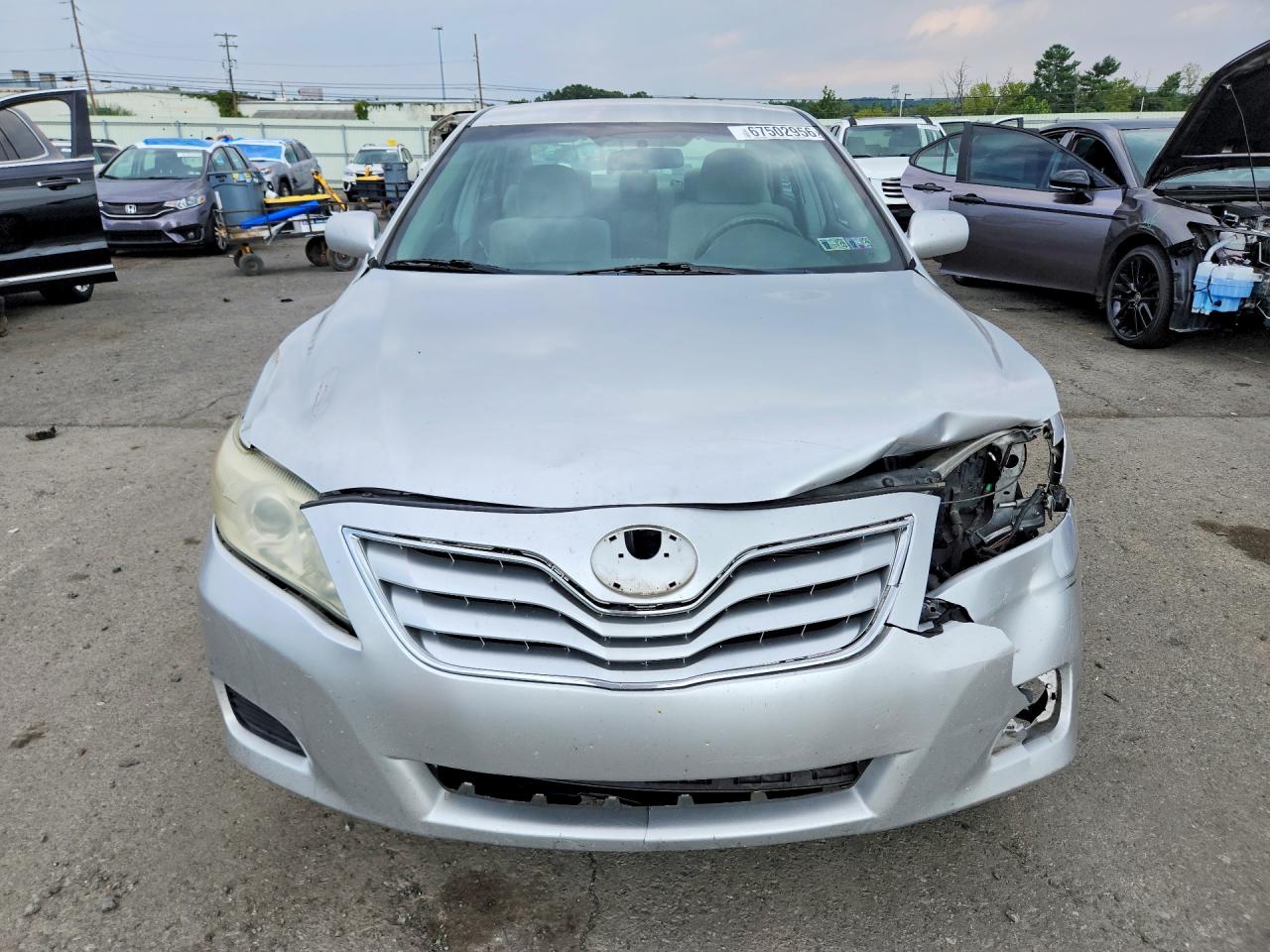 2010 Toyota Camry Le Silver vin: 4T1BF3EK0AU096964