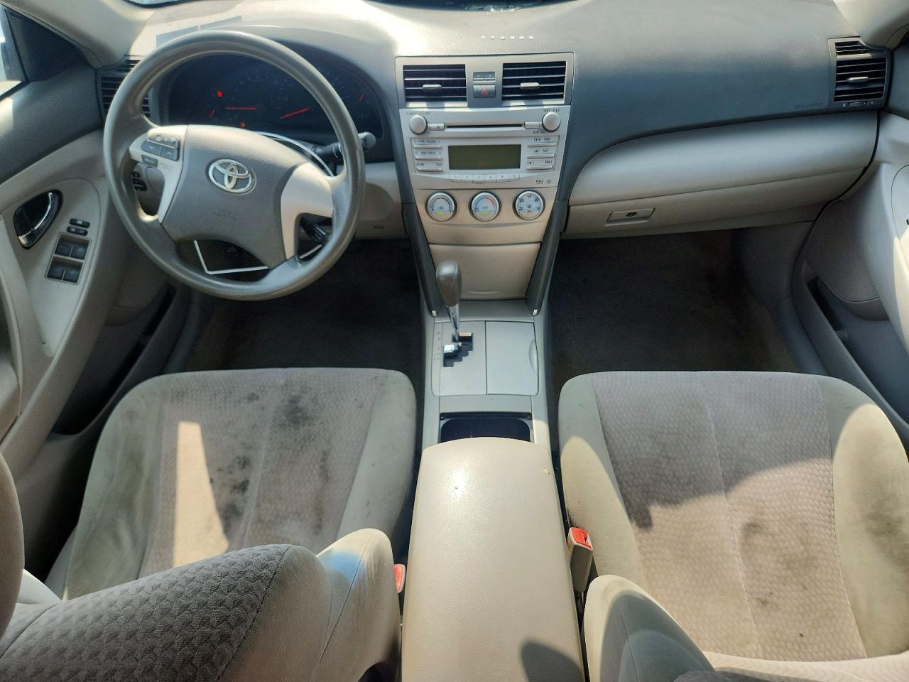 2010 Toyota Camry Le Silver vin: 4T1BF3EK0AU096964