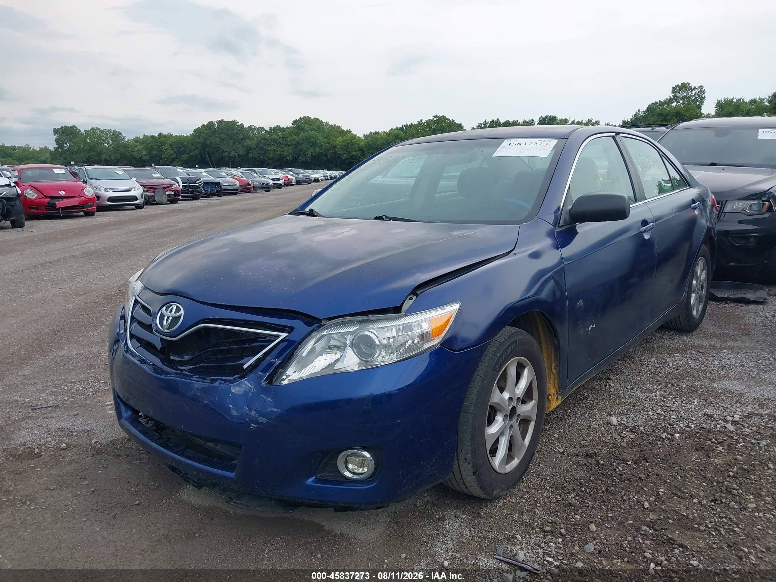 2010 Toyota Camry Le Dark Blue vin: 4T1BF3EK0AU507666