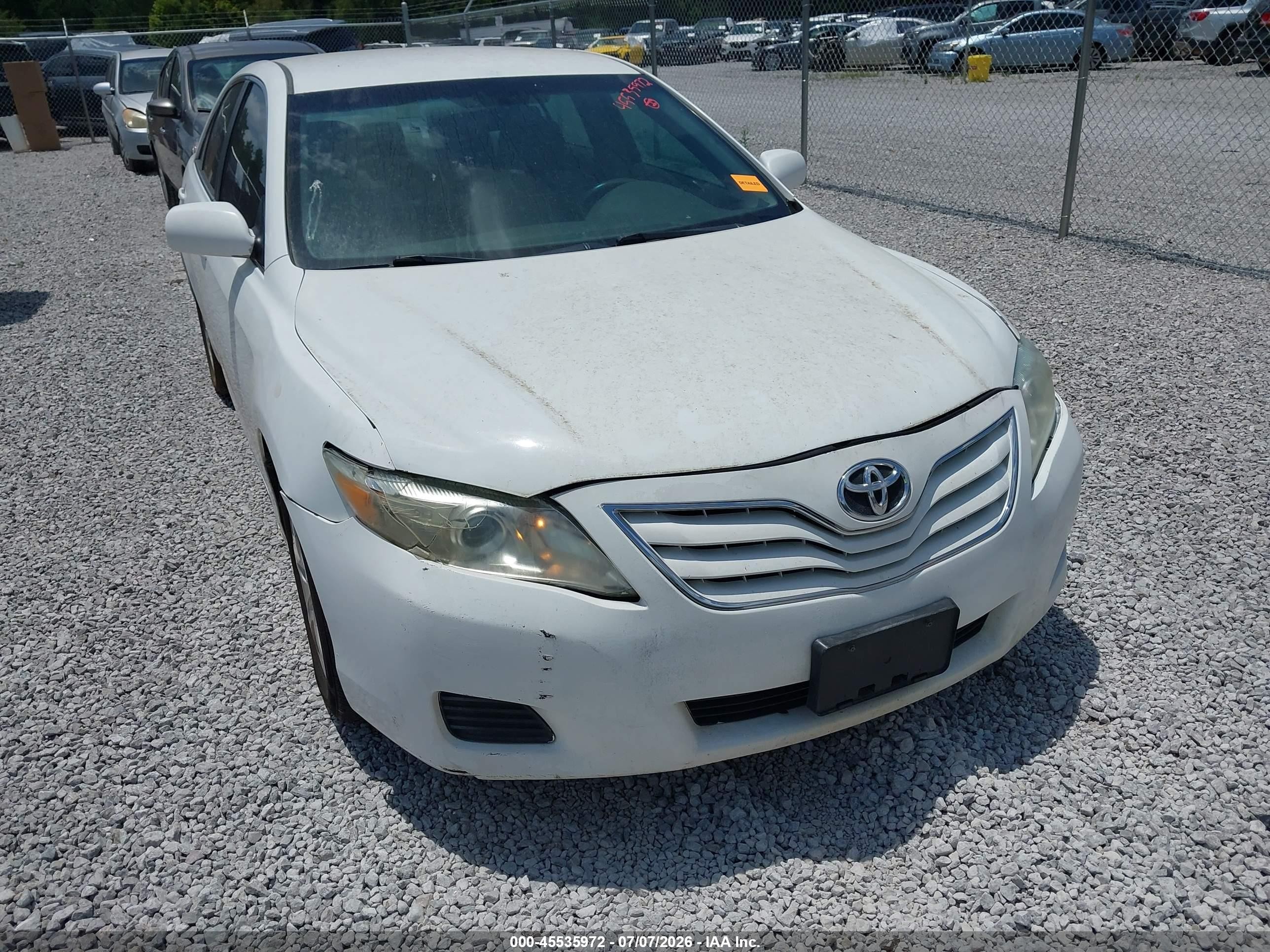 2010 Toyota Camry   White vin: 4T1BF3EK0AU520255