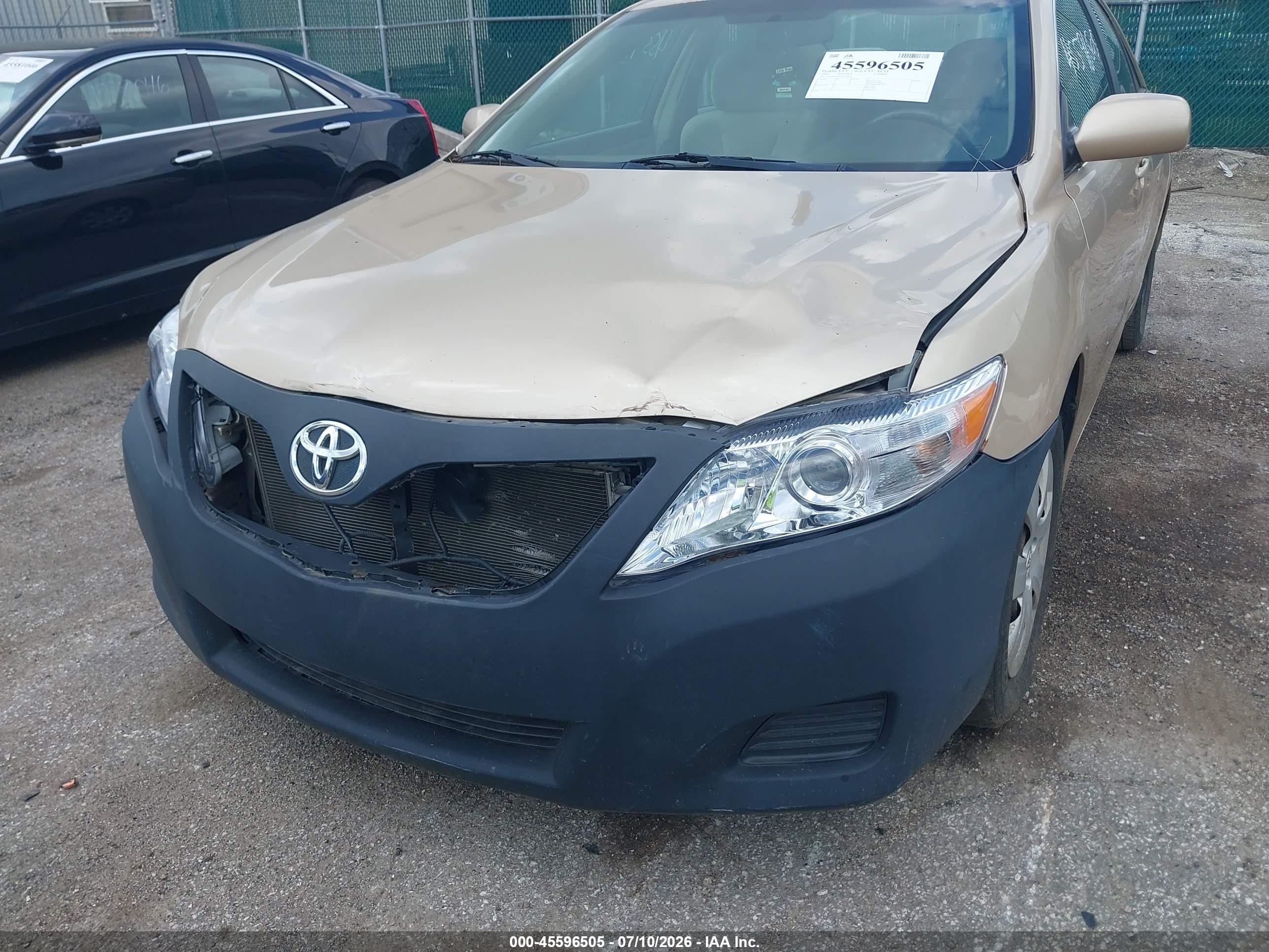2010 Toyota Camry   Gold vin: 4T1BF3EK0AU534124