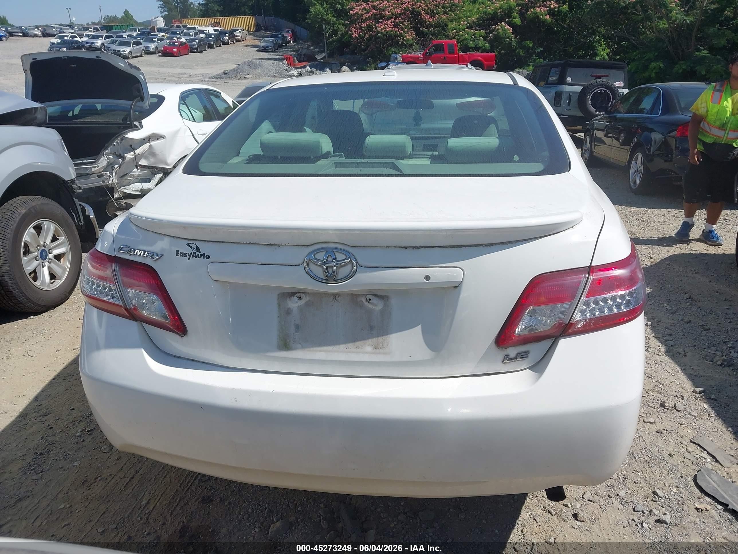 2010 Toyota Camry Le Белый vin: 4T1BF3EK0AU570167