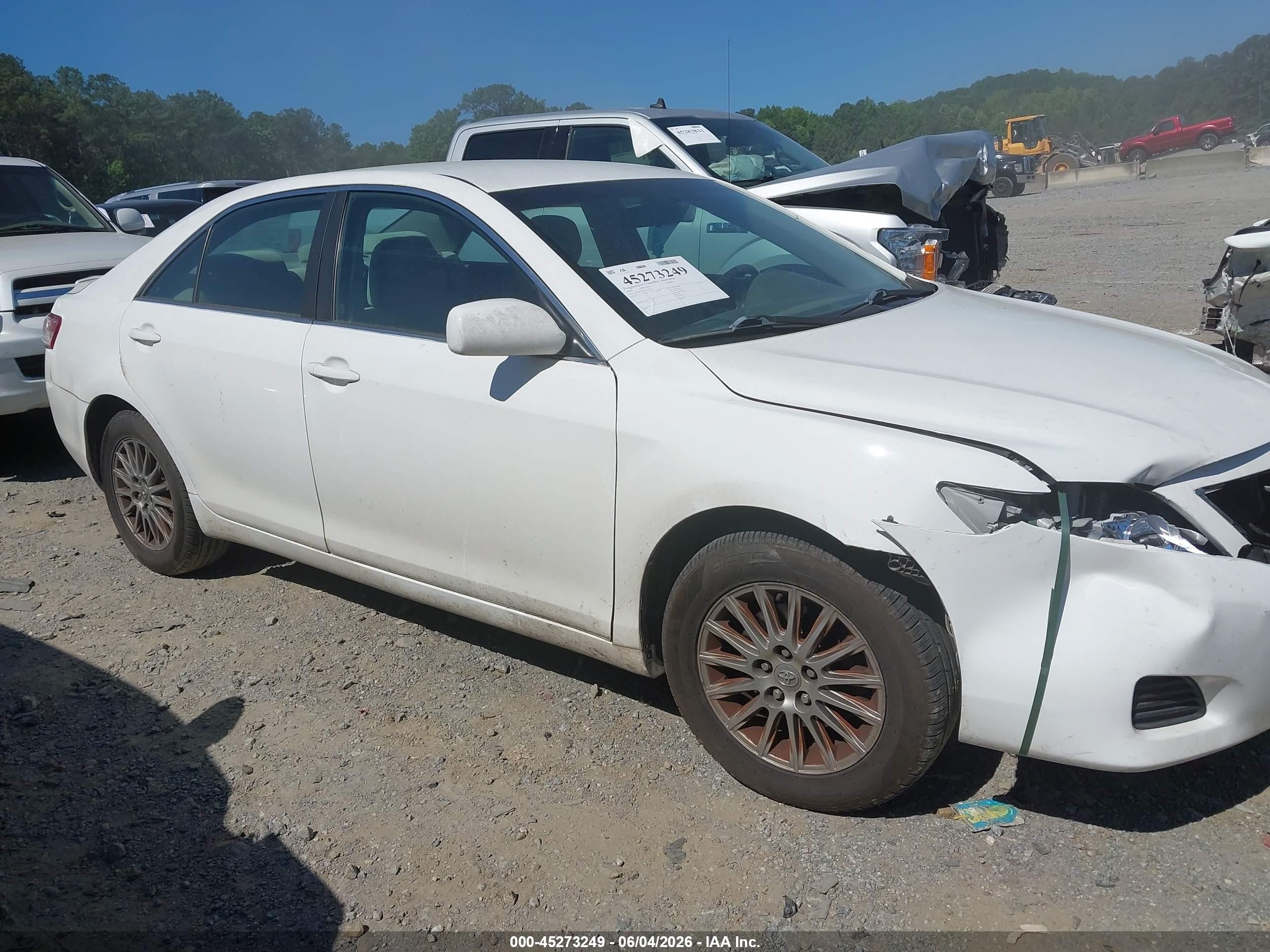 2010 Toyota Camry Le Белый vin: 4T1BF3EK0AU570167