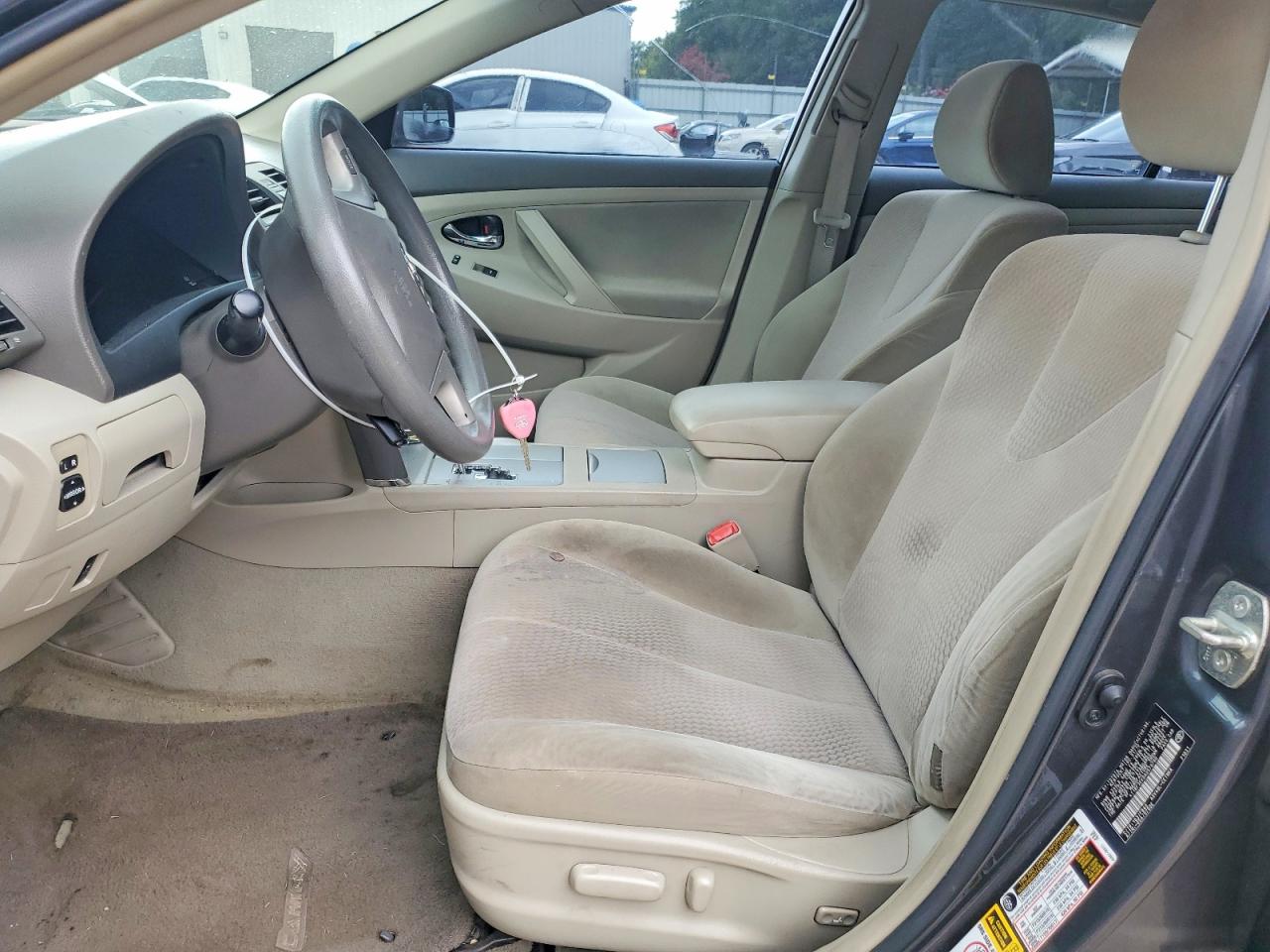 2010 Toyota Camry Le Gray vin: 4T1BF3EK0AU579760