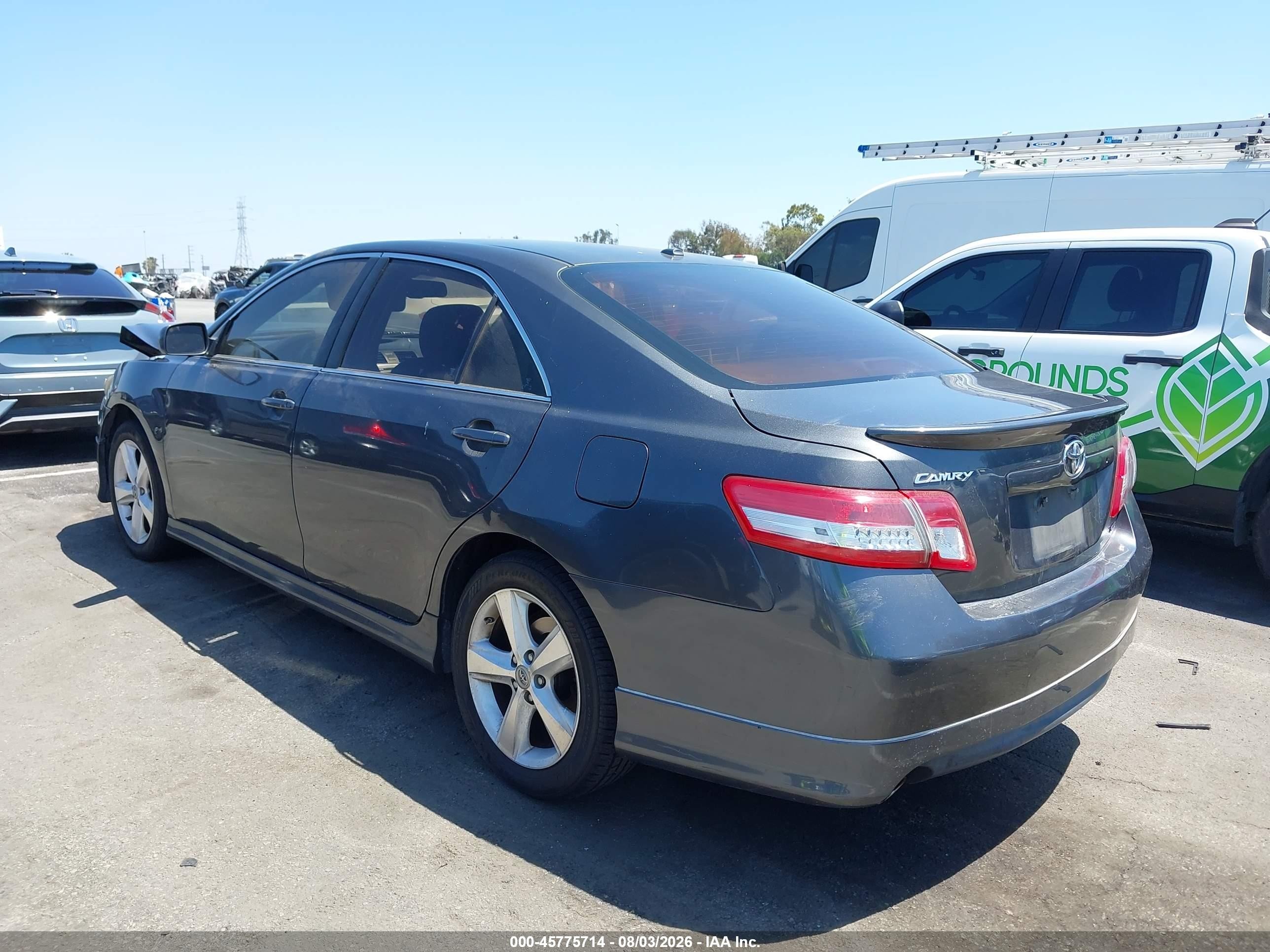 2011 Toyota Camry Se Серый vin: 4T1BF3EK0BU120472
