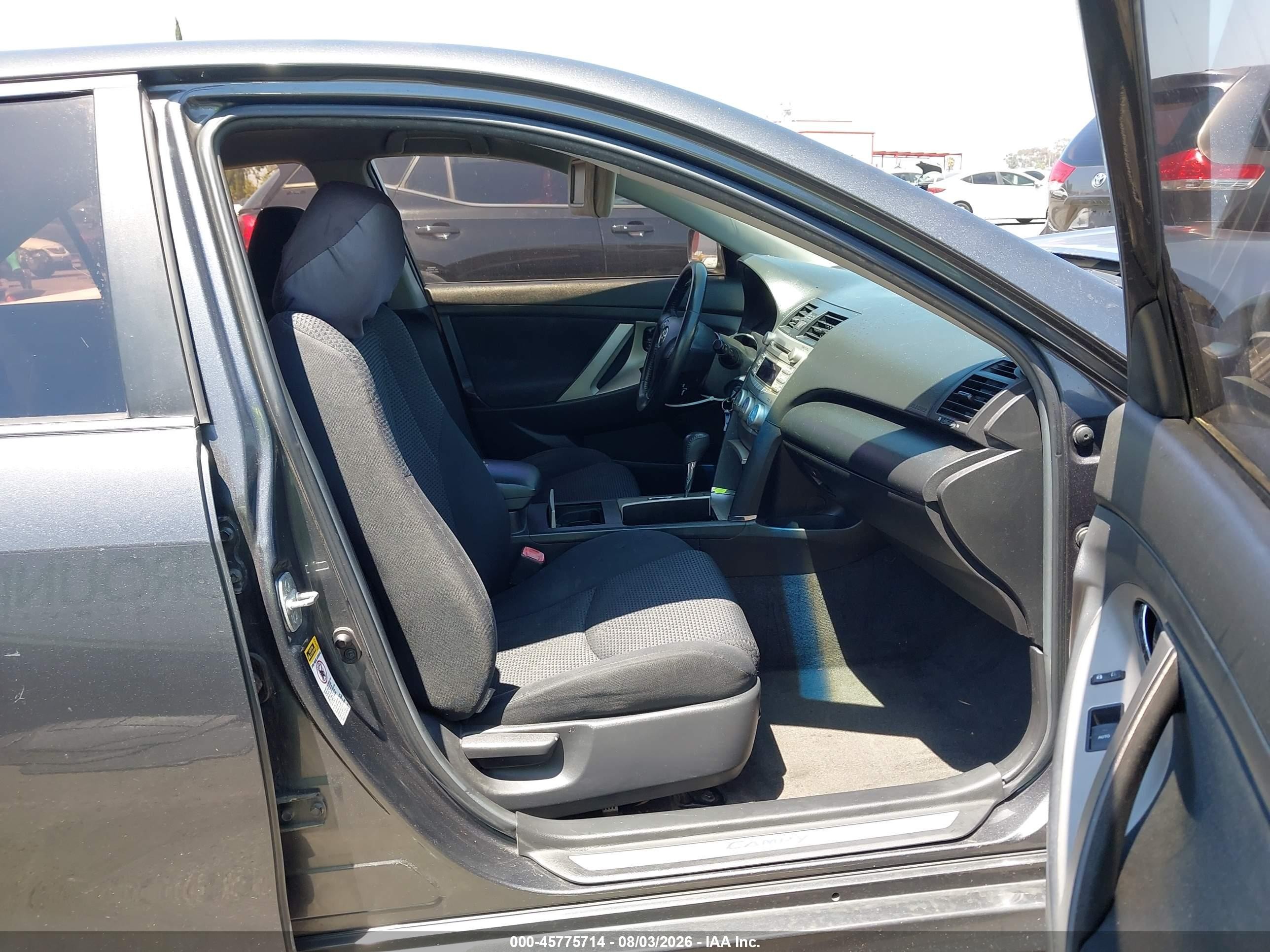 2011 Toyota Camry Se Серый vin: 4T1BF3EK0BU120472