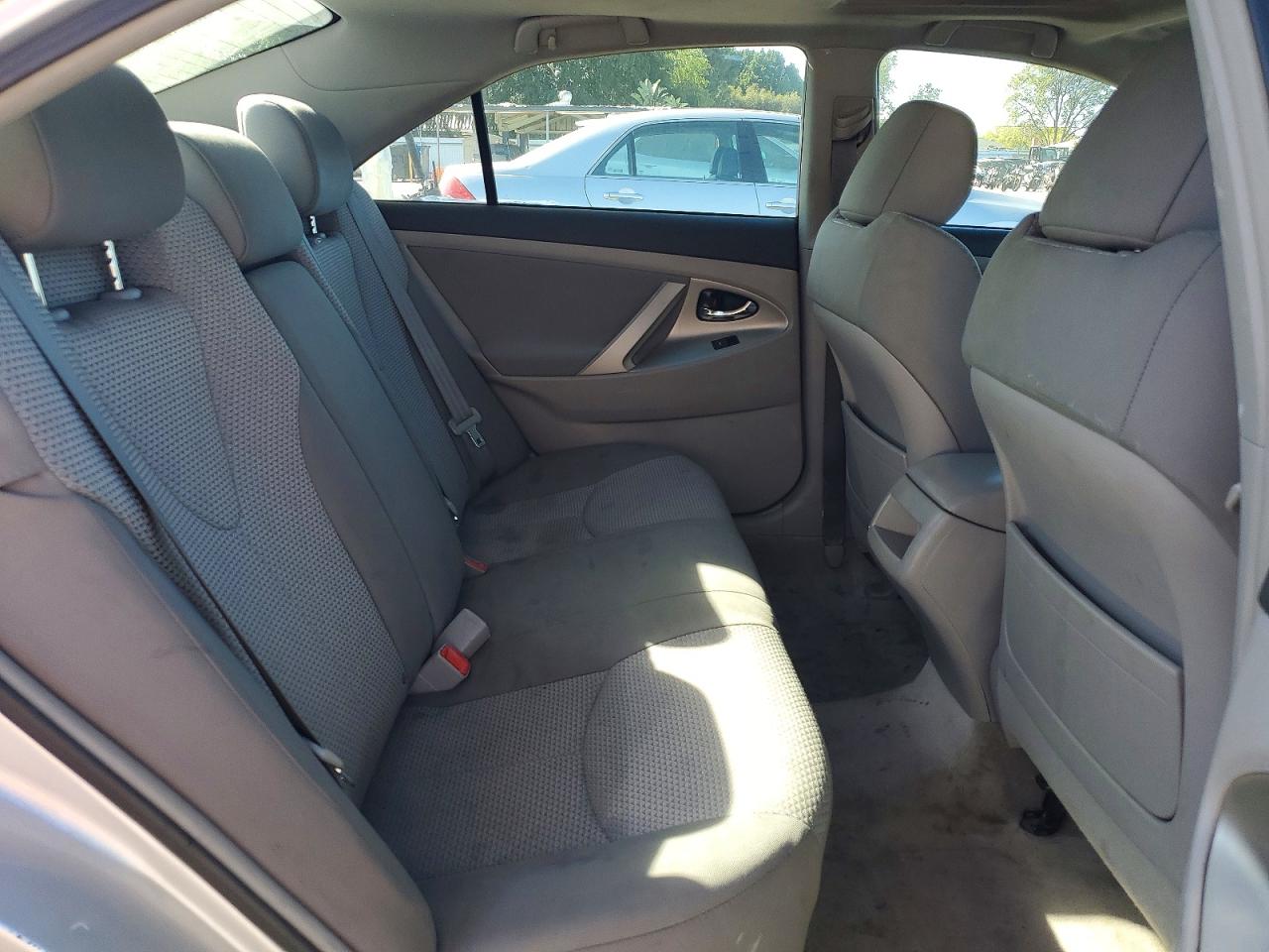 2011 Toyota Camry Se Silver vin: 4T1BF3EK0BU128975
