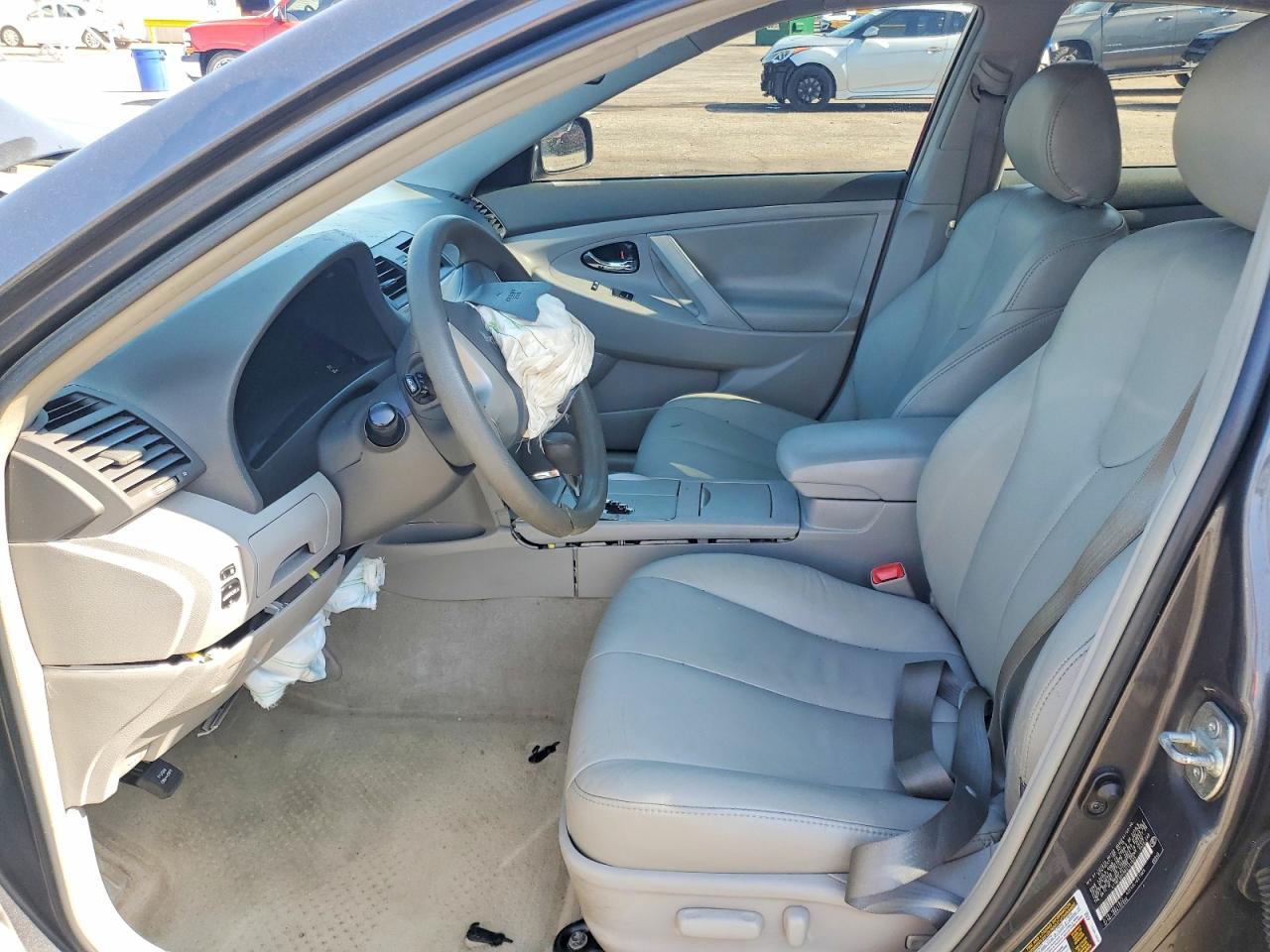 2011 Toyota Camry Le Gray vin: 4T1BF3EK0BU131925