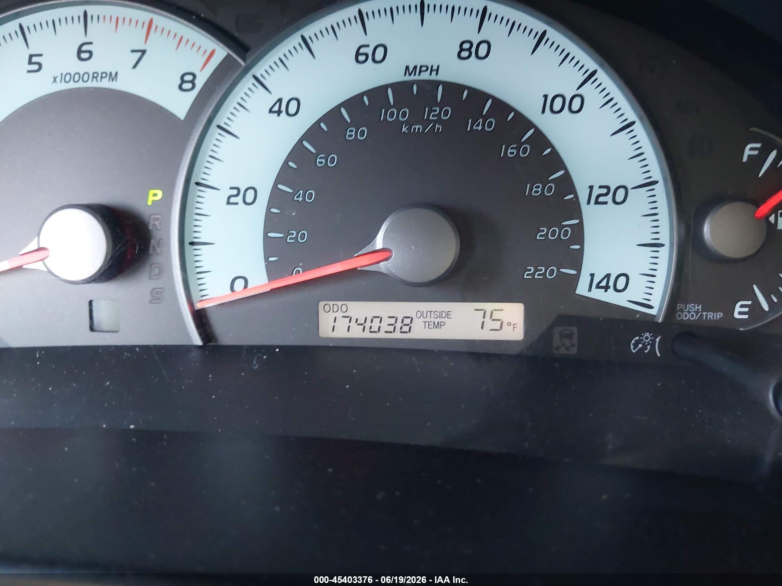 2011 Toyota Camry Se Серый vin: 4T1BF3EK0BU136624