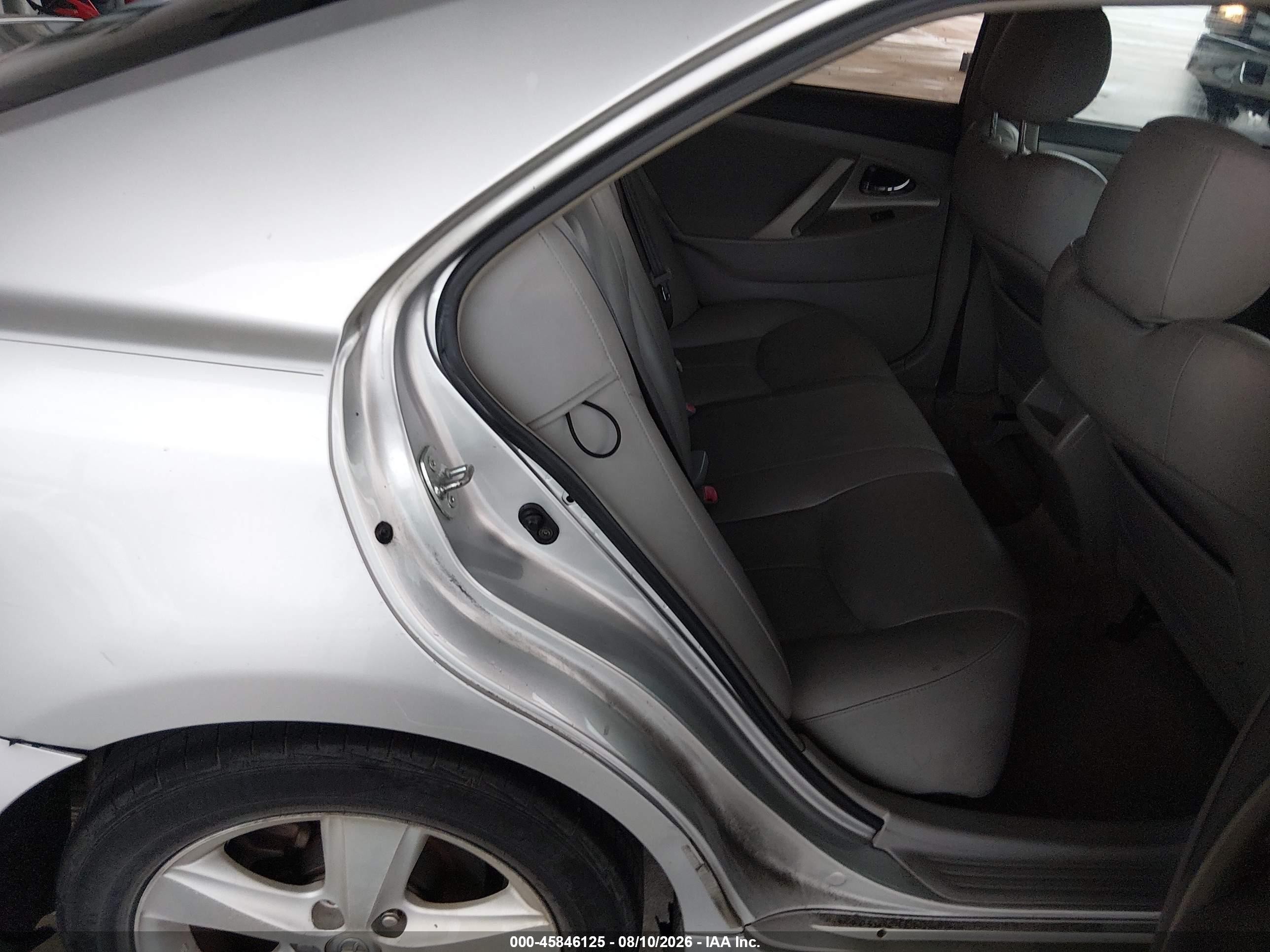 2011 Toyota Camry Se Silver vin: 4T1BF3EK0BU143878