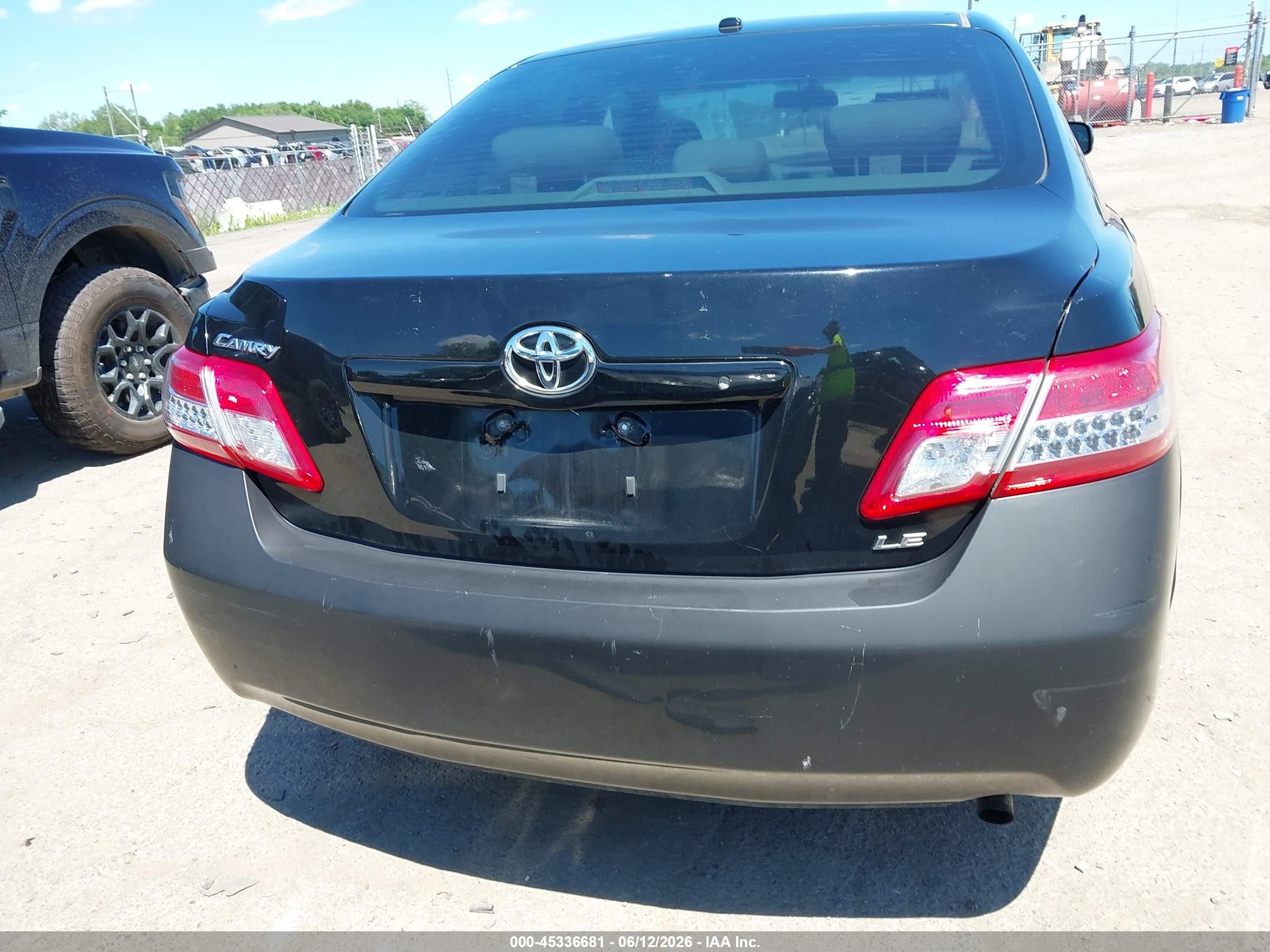 2011 Toyota Camry Le Черный vin: 4T1BF3EK0BU163659