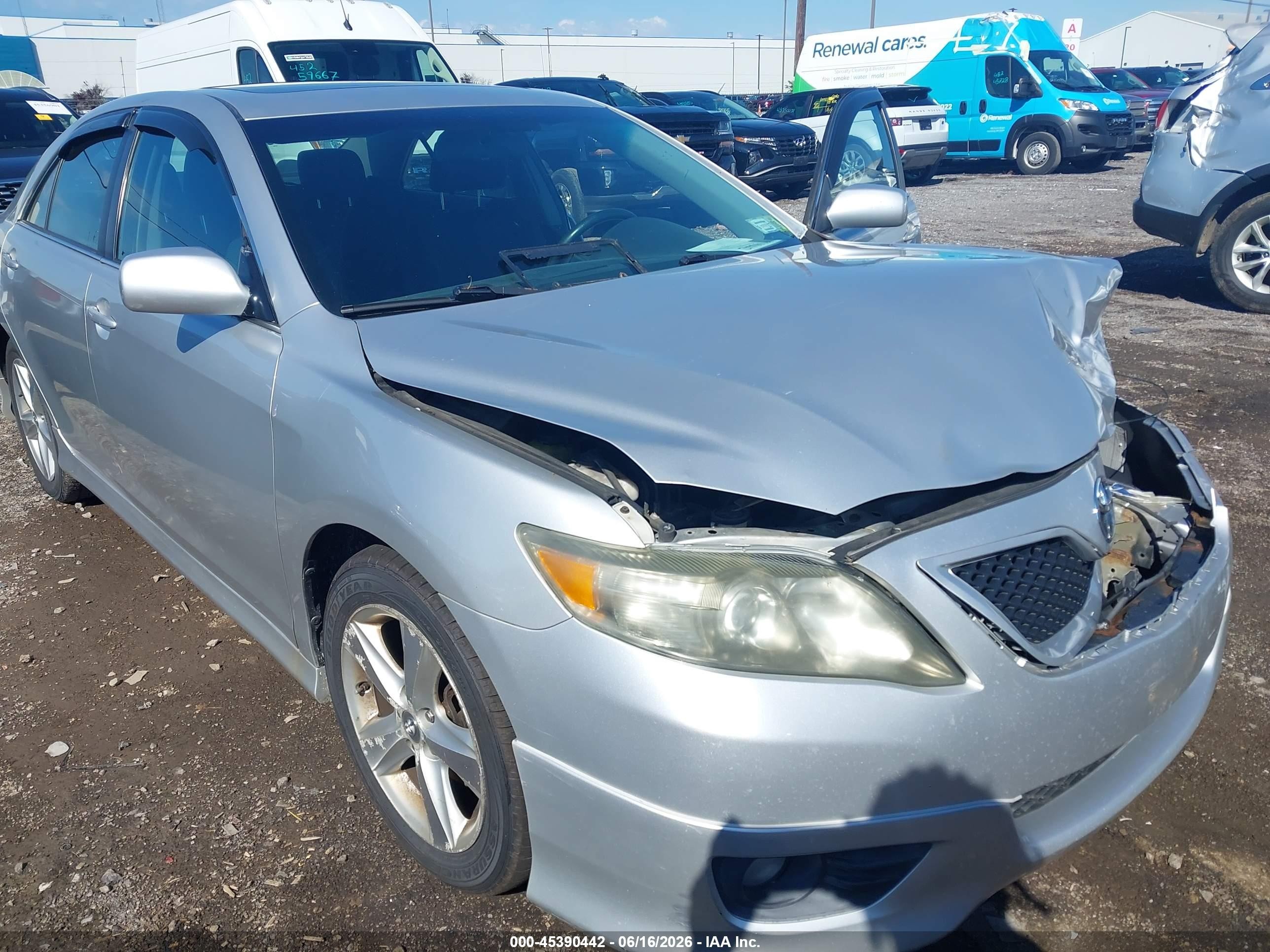 2011 Toyota Camry Se Silver vin: 4T1BF3EK0BU197309