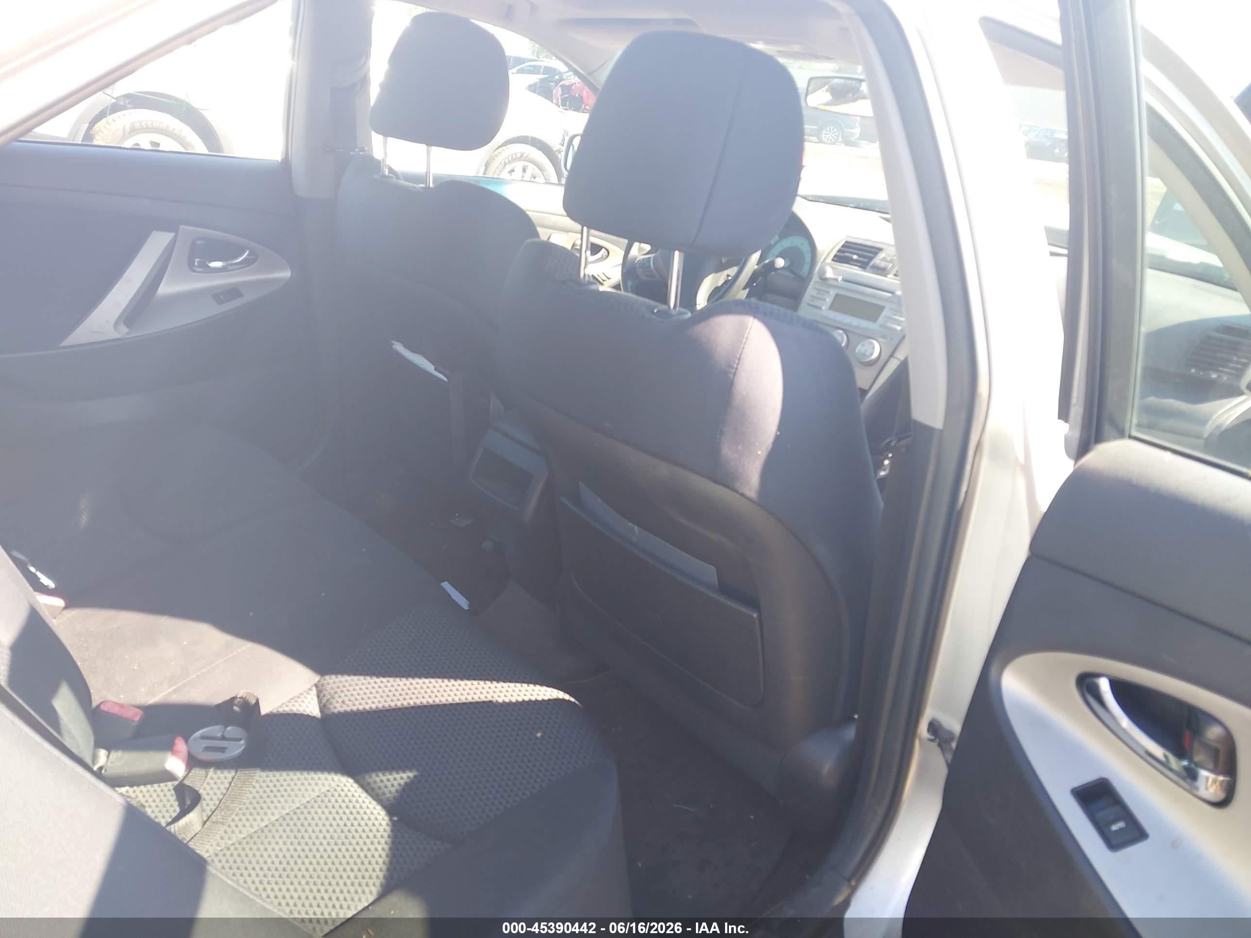 2011 Toyota Camry Se Silver vin: 4T1BF3EK0BU197309