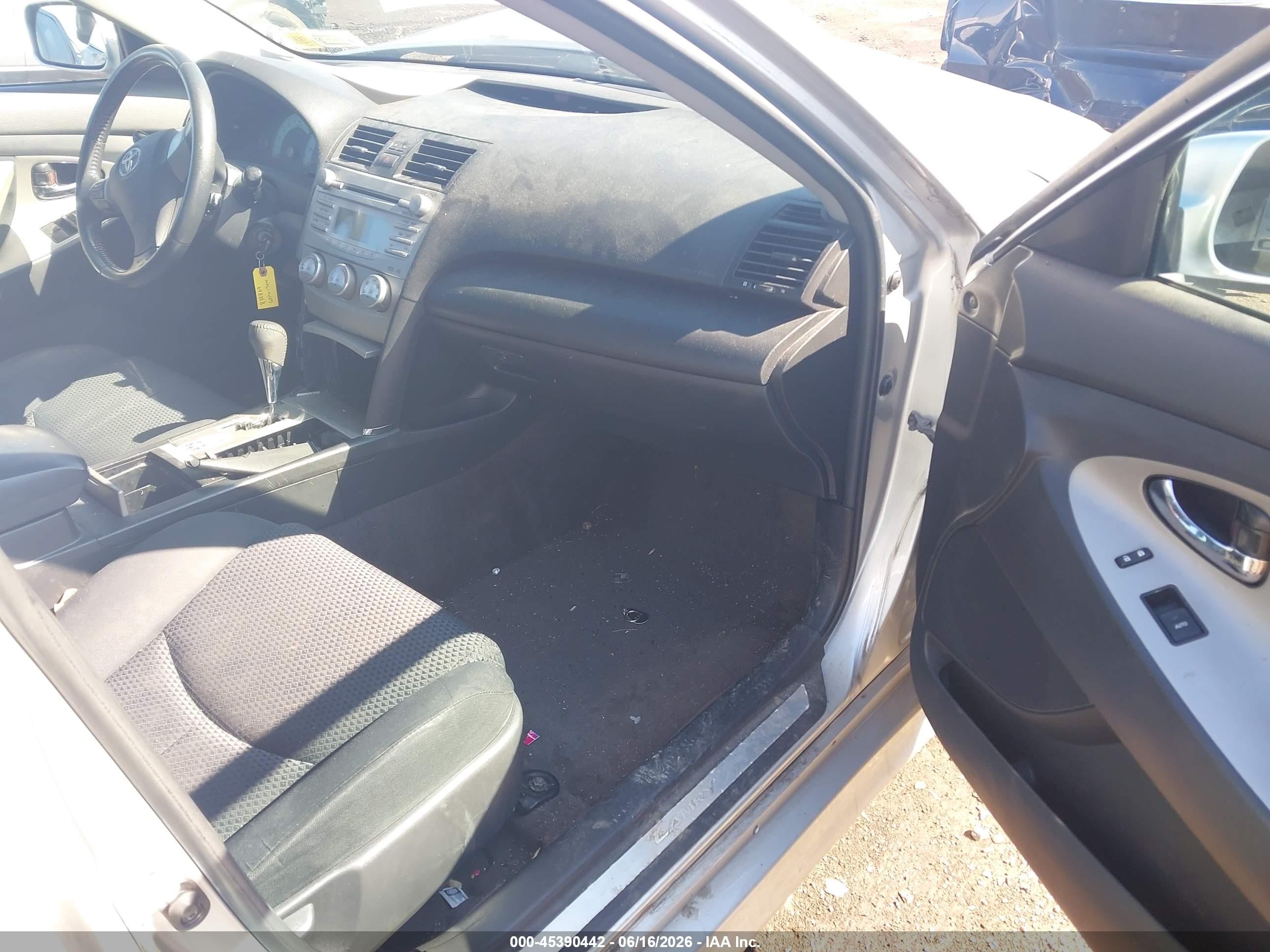 2011 Toyota Camry Se Silver vin: 4T1BF3EK0BU197309