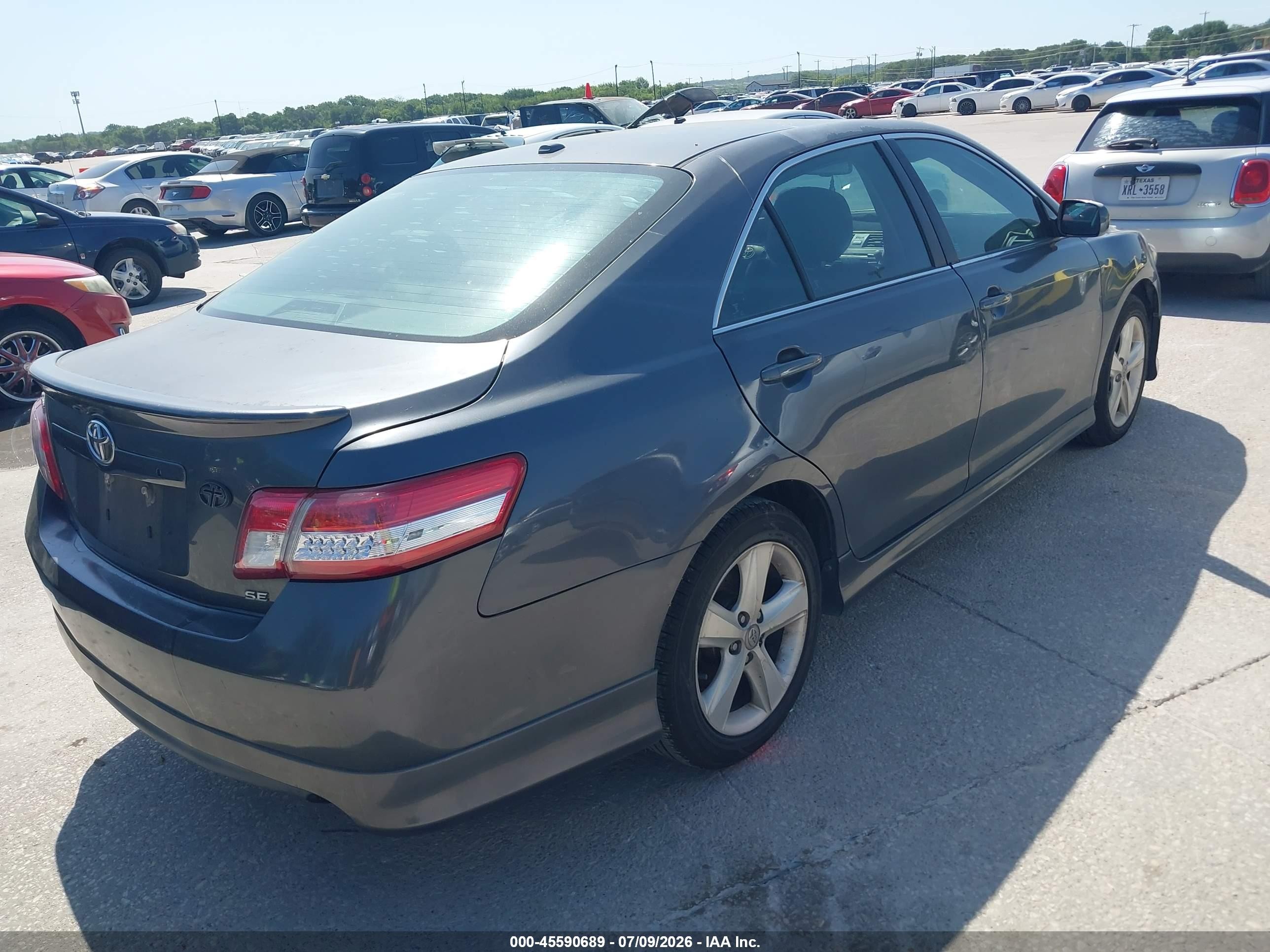 2011 Toyota Camry Se Gray vin: 4T1BF3EK0BU201892
