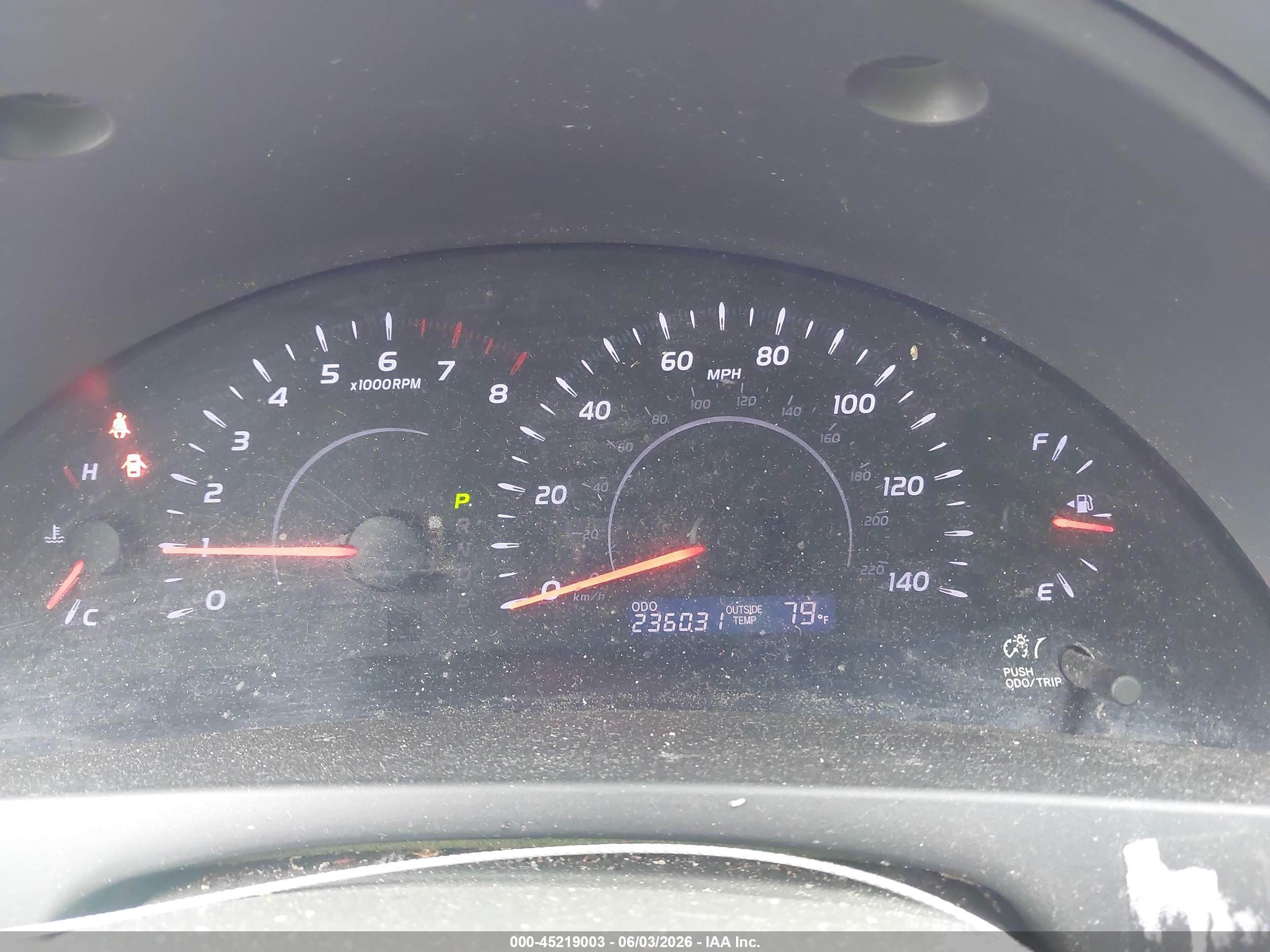 2011 Toyota Camry Le Серебряный vin: 4T1BF3EK0BU215954