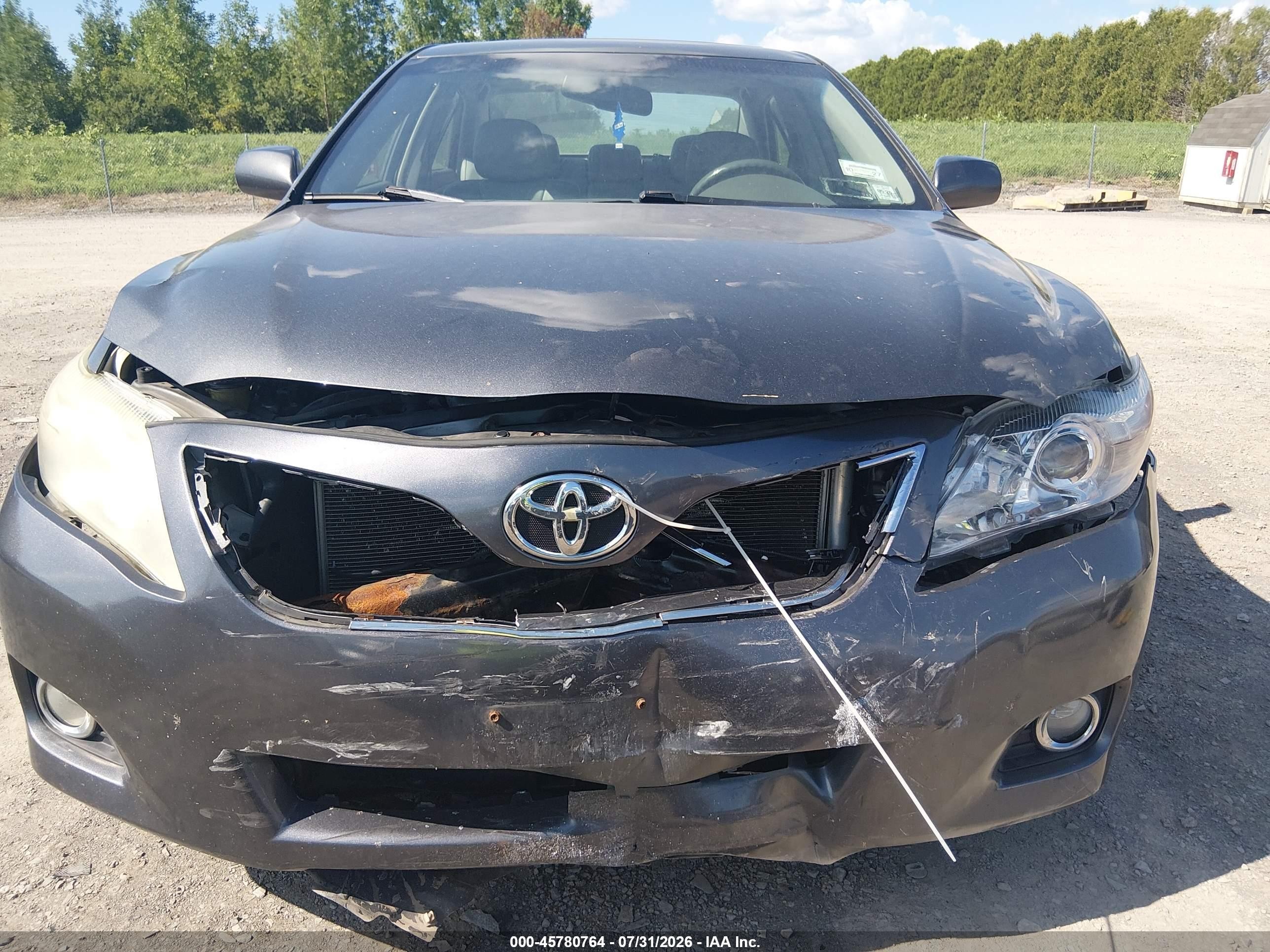 2011 Toyota Camry Xle Gray vin: 4T1BF3EK0BU224010