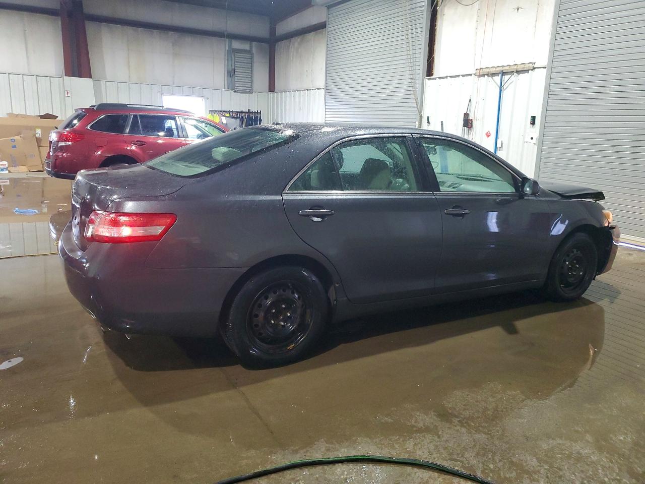 2011 Toyota Camry Le Silver vin: 4T1BF3EK0BU593952