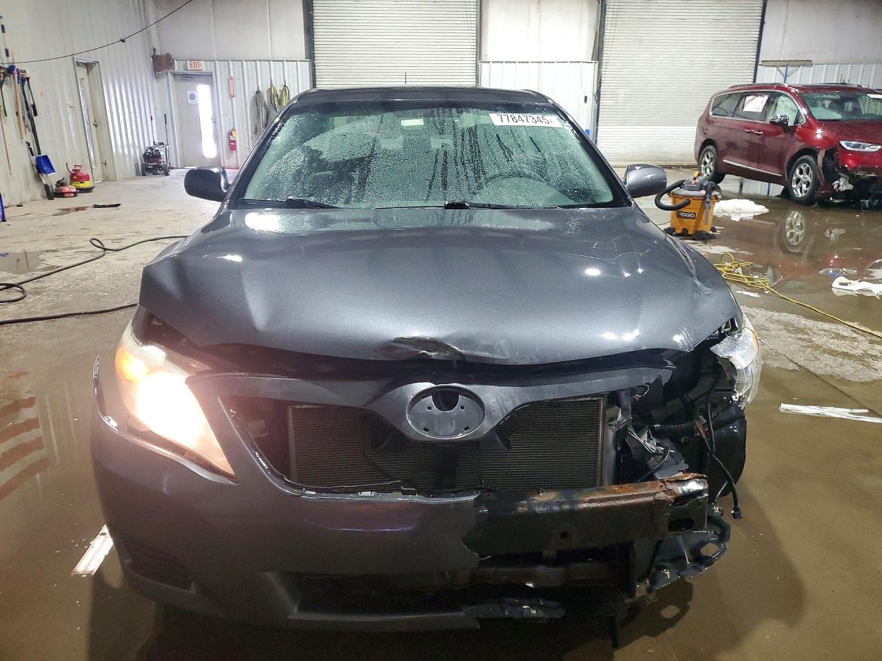 2011 Toyota Camry Le Silver vin: 4T1BF3EK0BU593952
