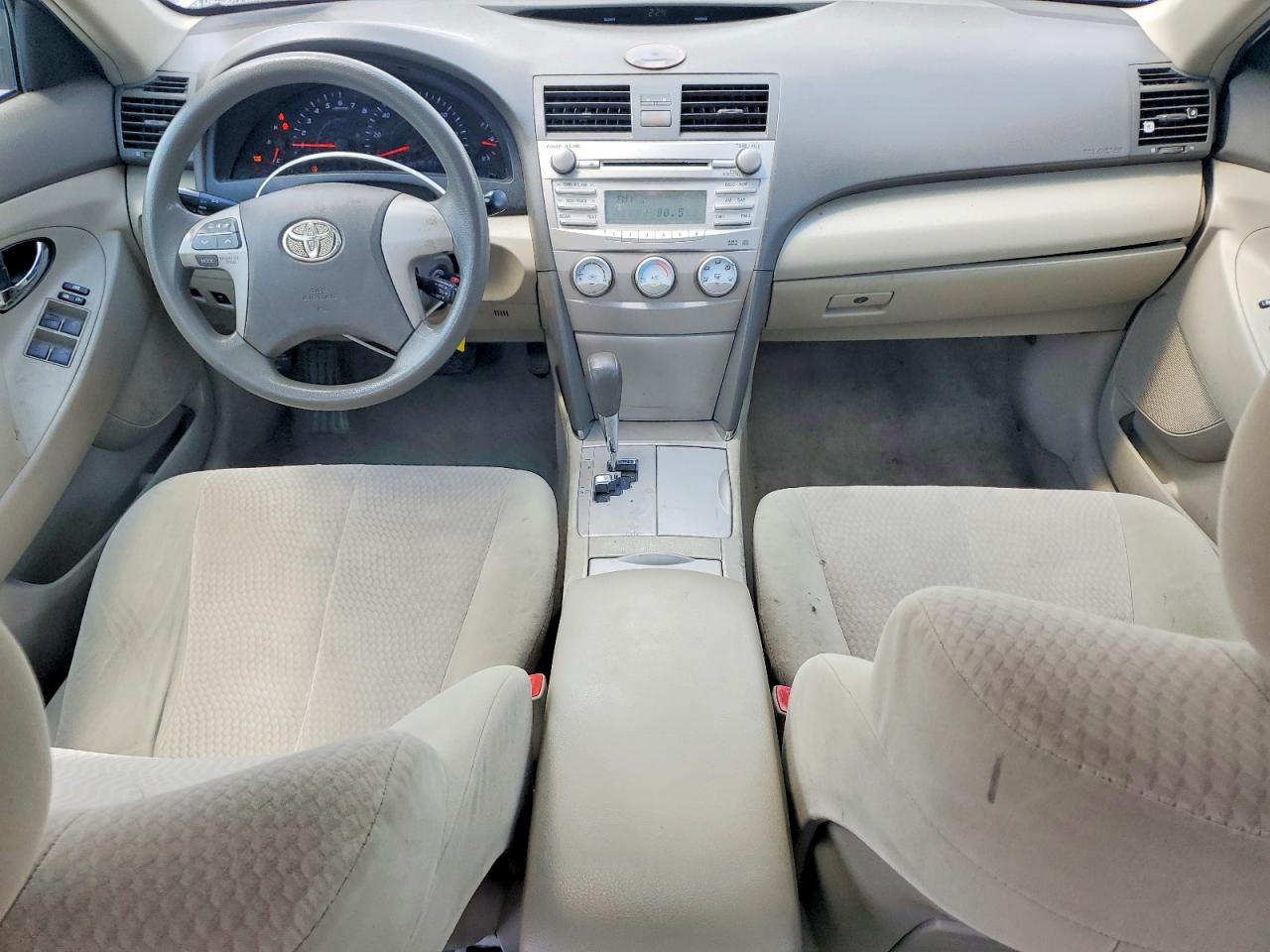 2011 Toyota Camry Le White vin: 4T1BF3EK0BU596902