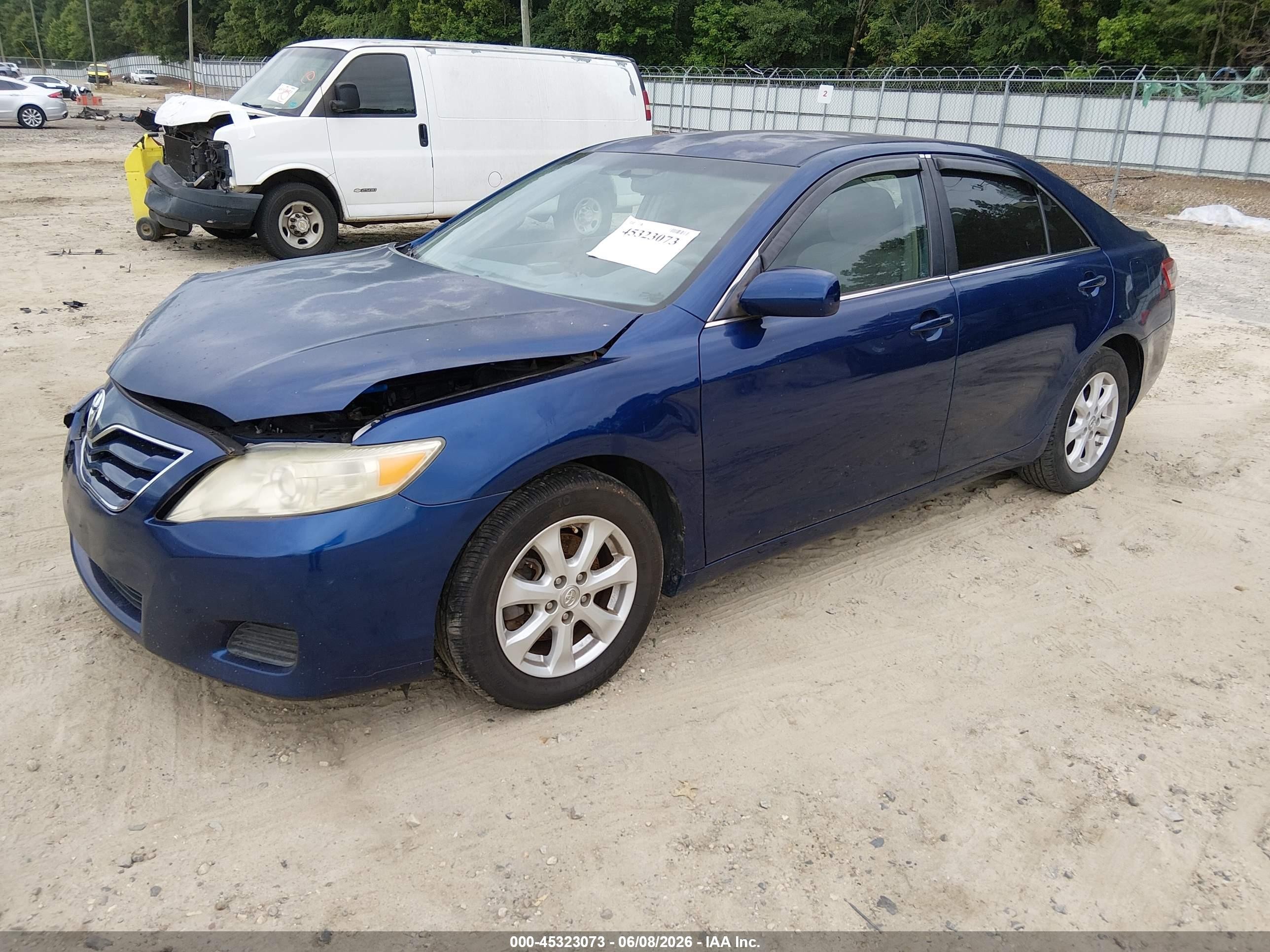 2011 Toyota Camry Le Blue vin: 4T1BF3EK0BU598049