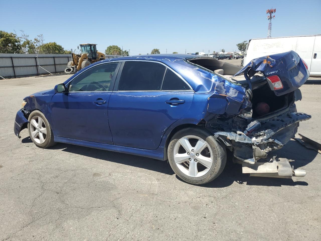 2011 Toyota Camry Base Blue vin: 4T1BF3EK0BU617084