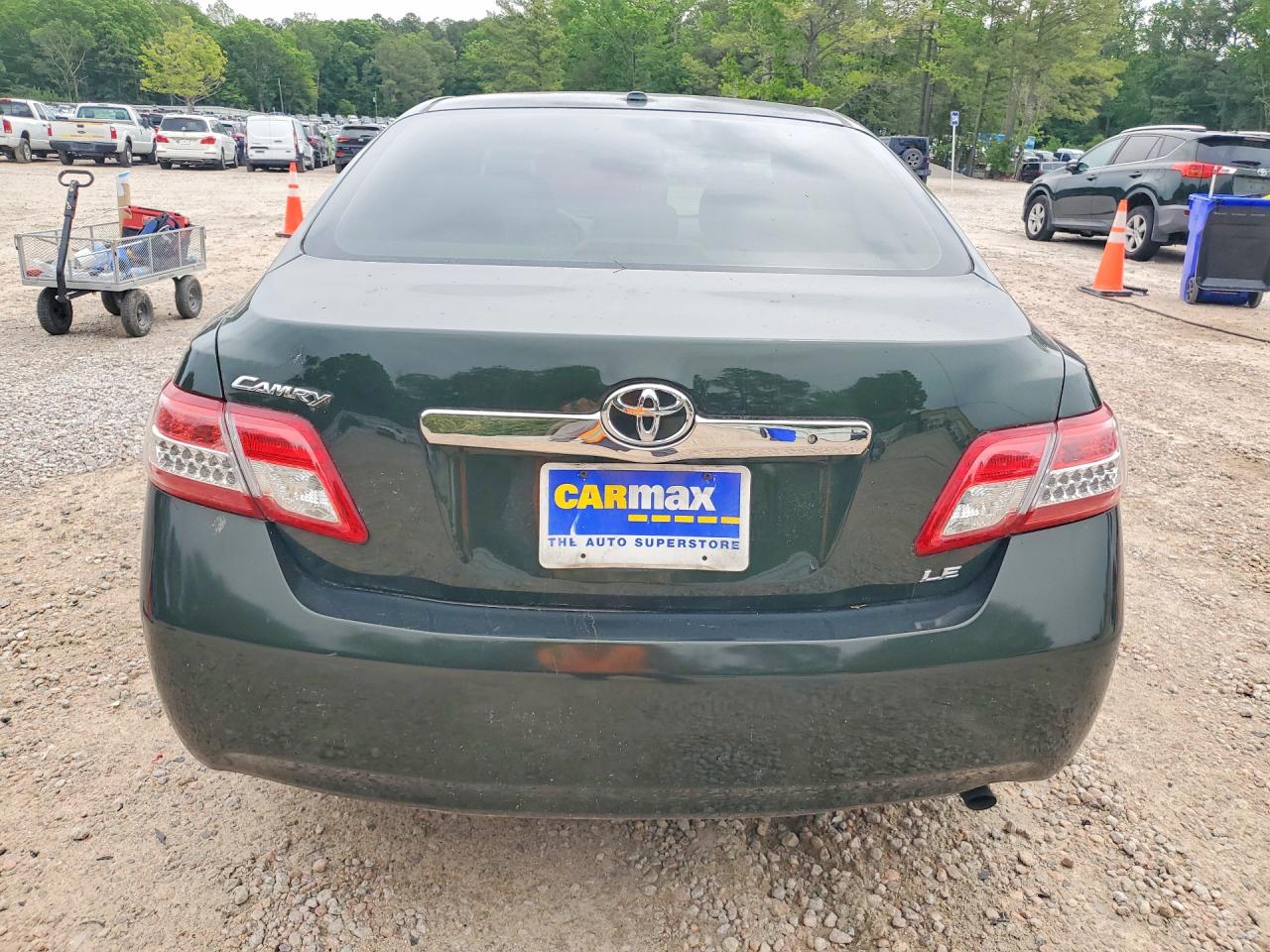 2011 Toyota Camry Le Green vin: 4T1BF3EK0BU621538