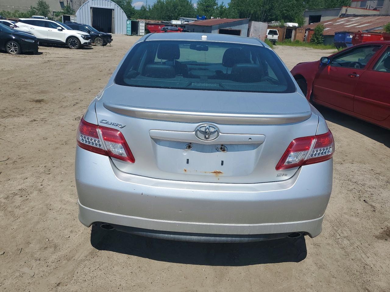 2011 Toyota Camry Base Gray vin: 4T1BF3EK0BU622091