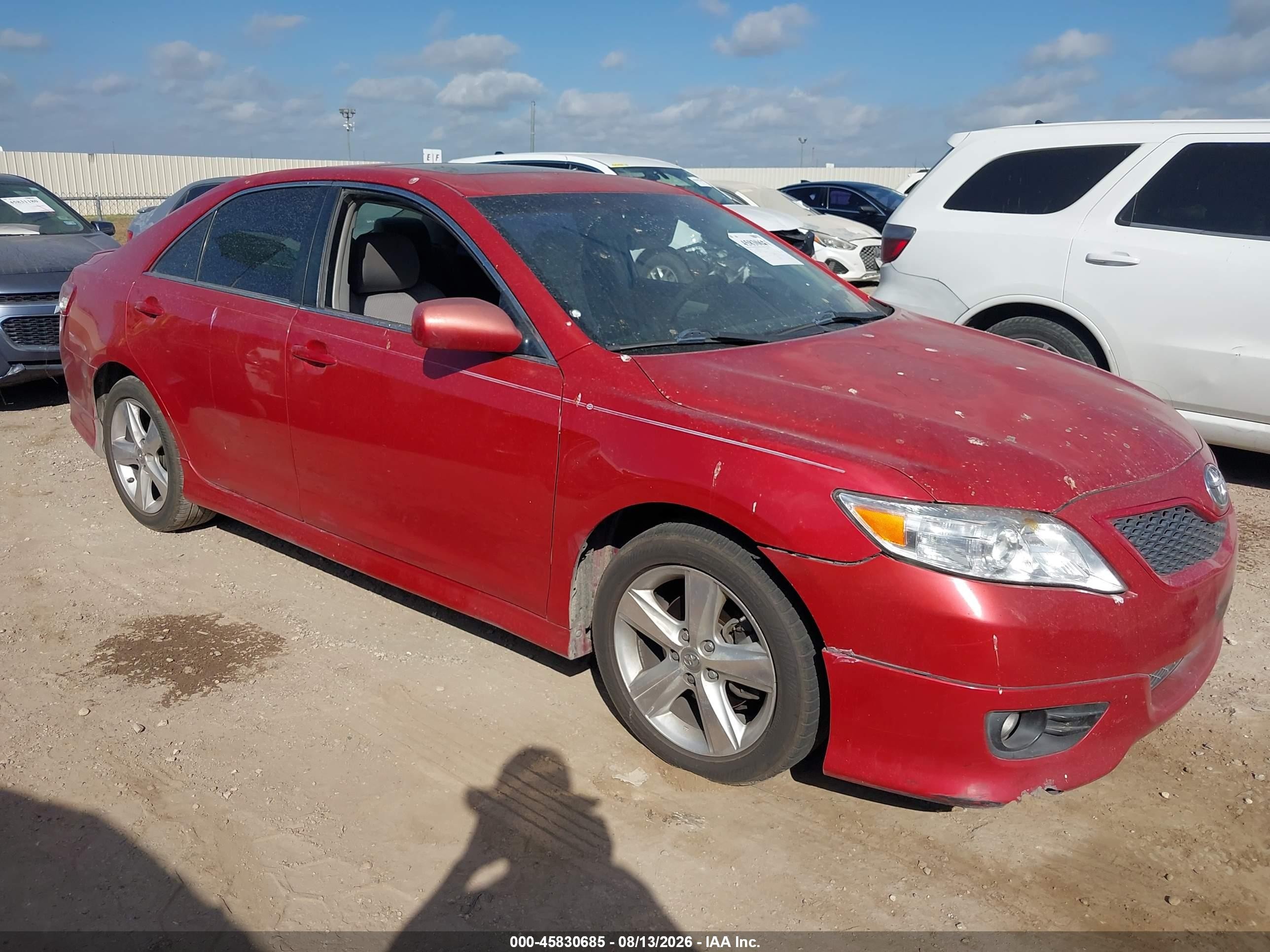 2011 Toyota Camry Se Красный vin: 4T1BF3EK0BU625797