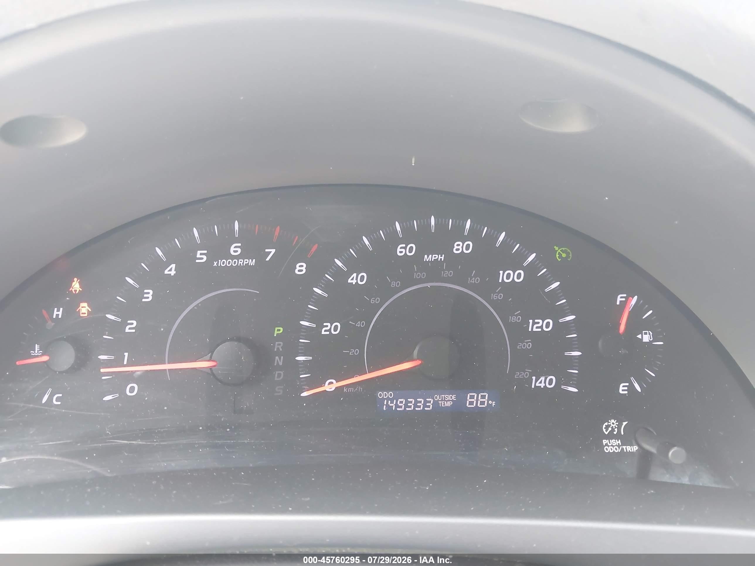 2011 Toyota Camry Le Gray vin: 4T1BF3EK0BU629817