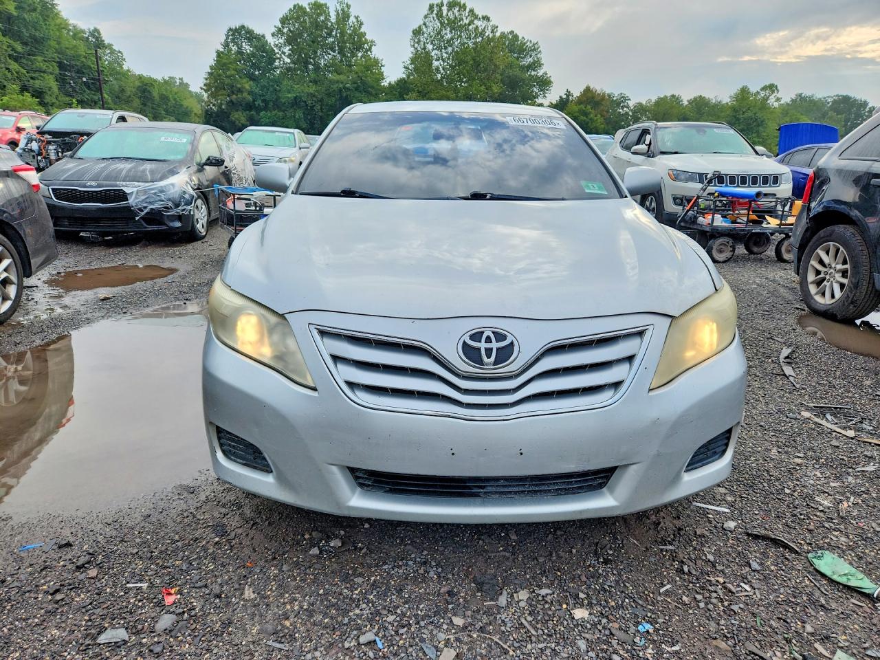 2011 Toyota Camry Le Silver vin: 4T1BF3EK0BU636122