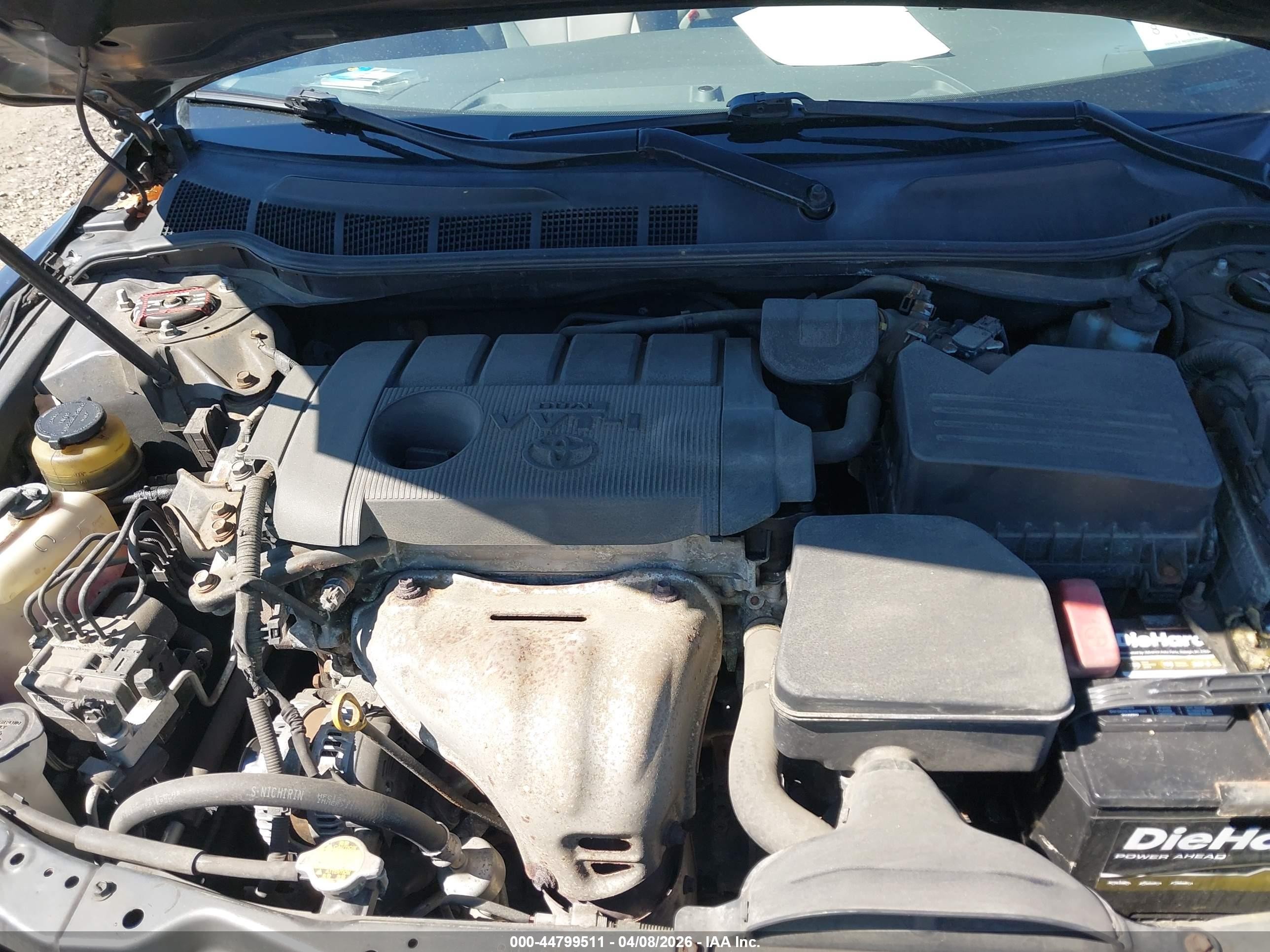2011 Toyota Camry Xle Gold vin: 4T1BF3EK0BU640123